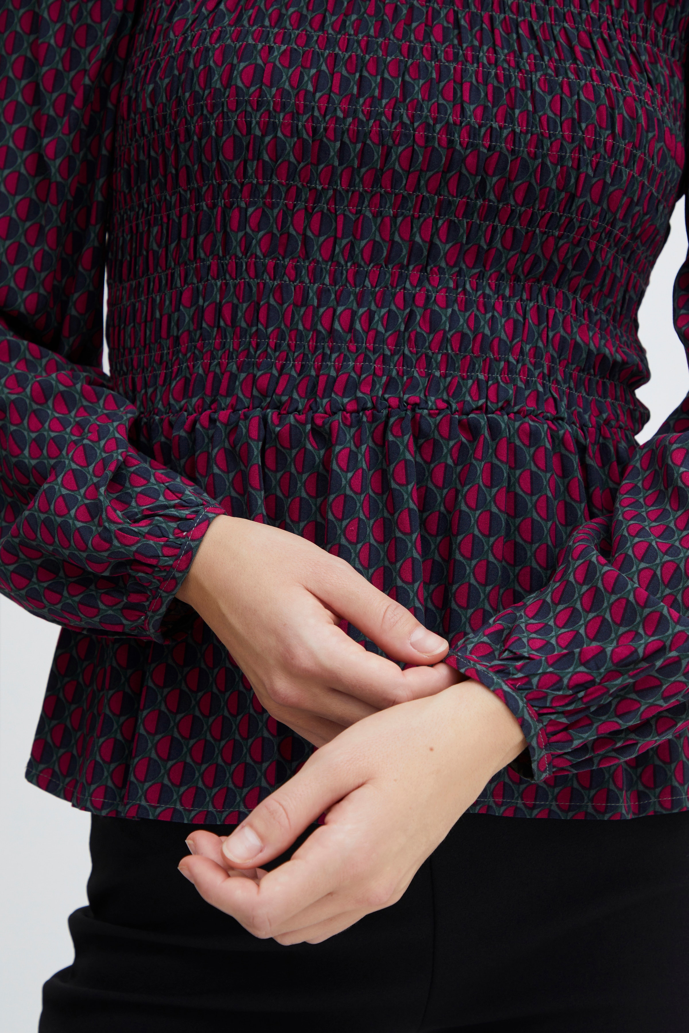 FXCIRLA Bluse LOOKBOOK DETAIL 20612370-202151