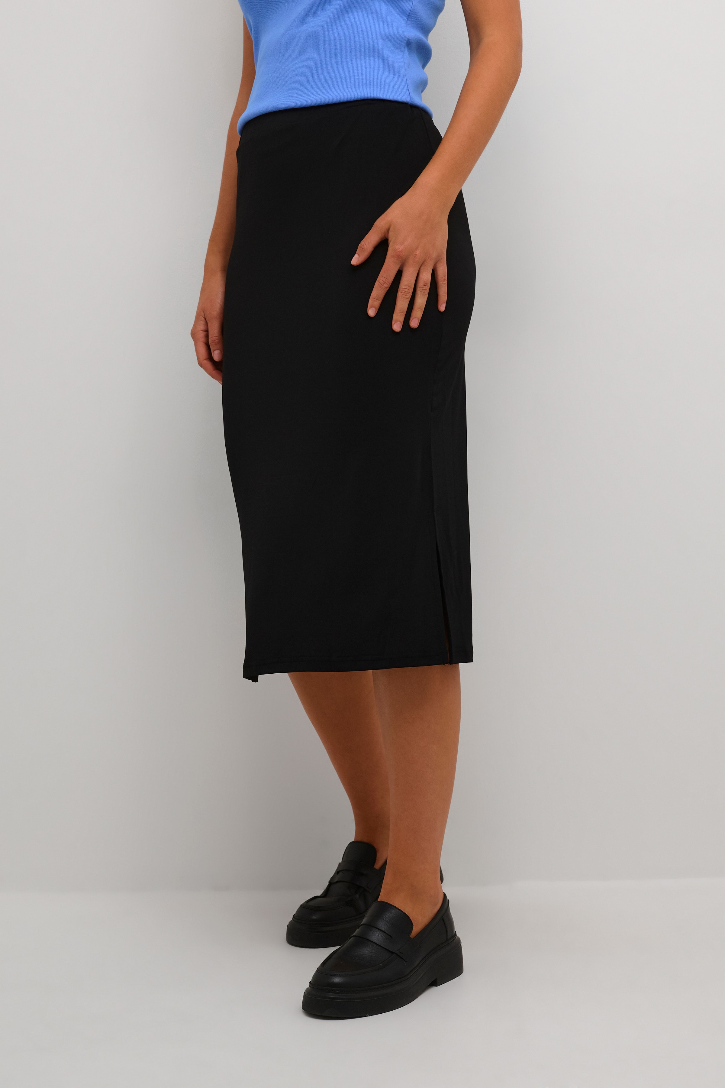 KAmalli Skjørt LOOKBOOK FRONT 10506346-100121