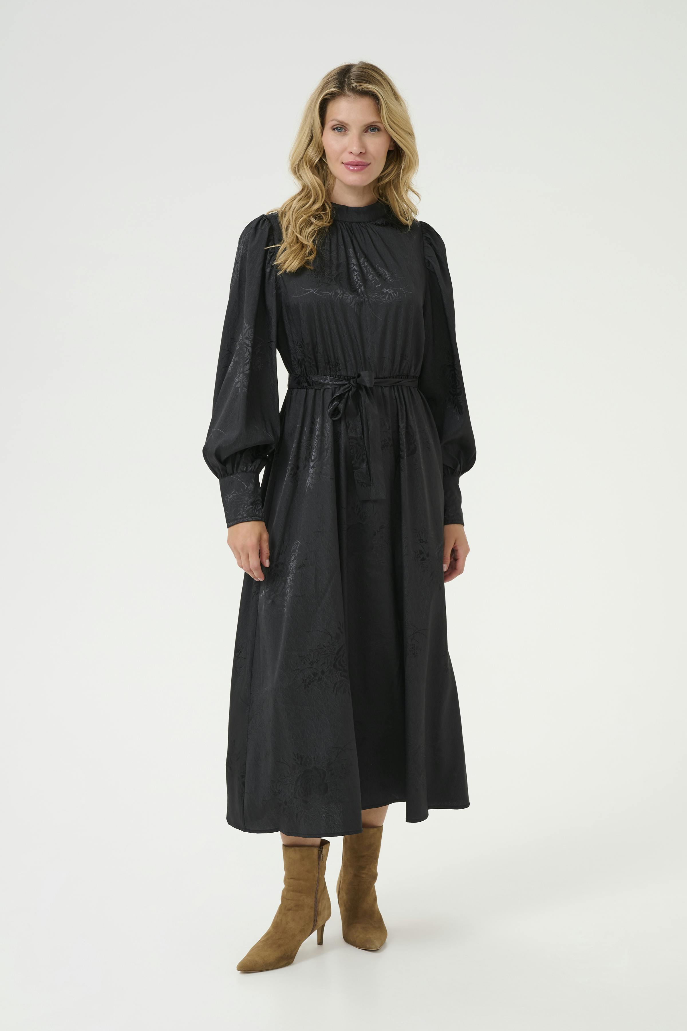 CRMarmel Robe LOOKBOOK FRONT 10613634-100120