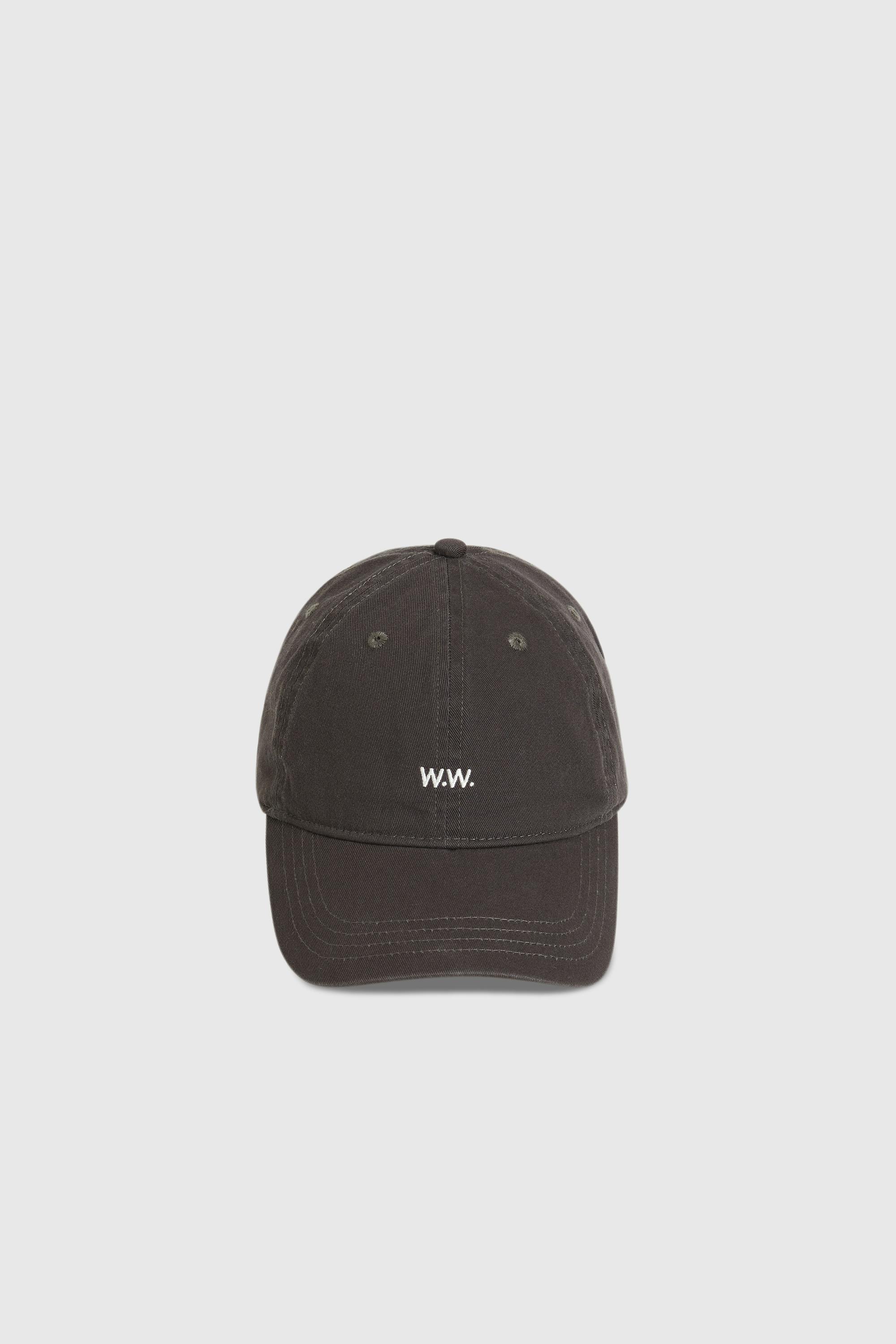 WWLow Cap PACK FRONT 30250171-W2526