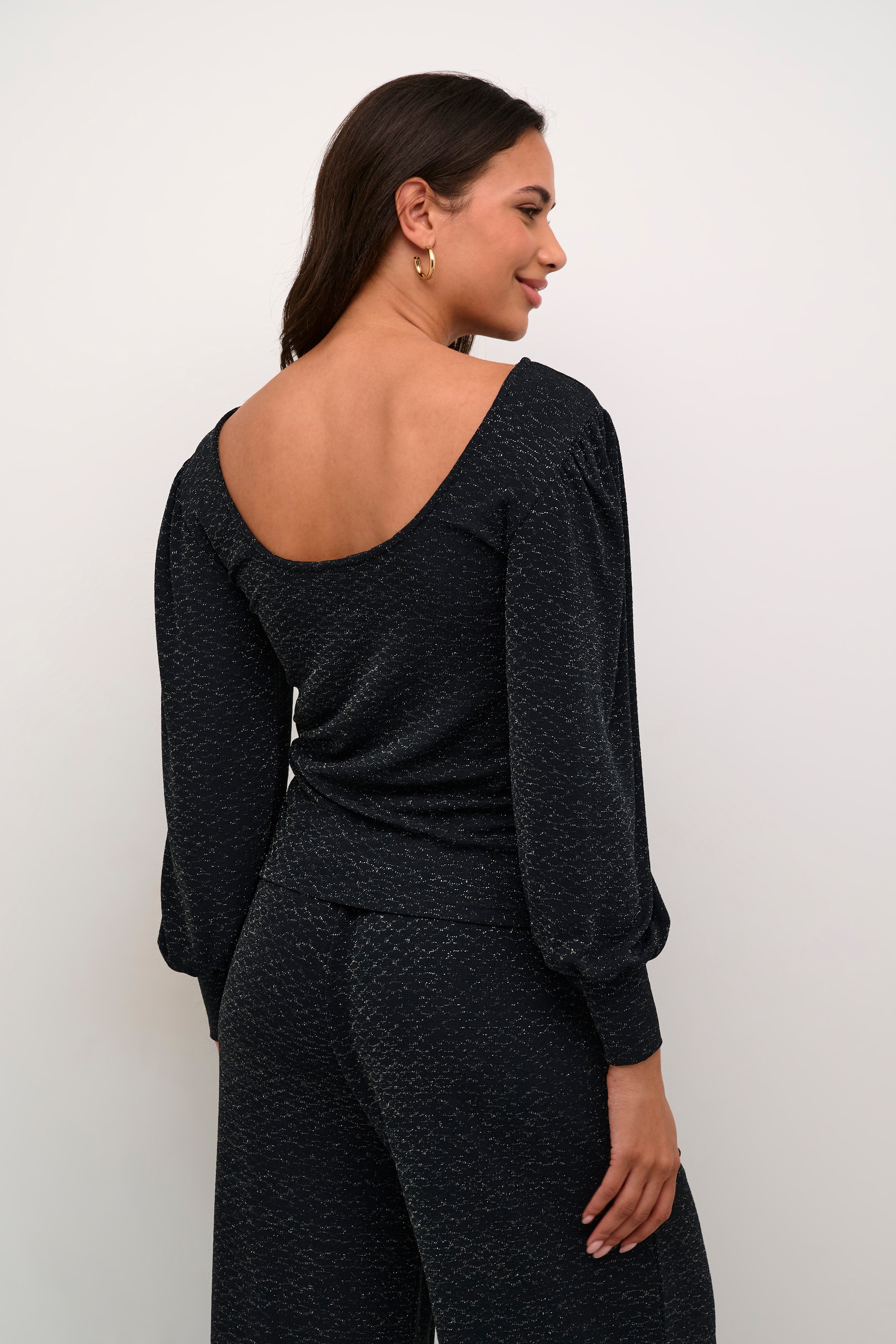 KAellie Glimmerbluse LOOKBOOK BACK 10509225-106618