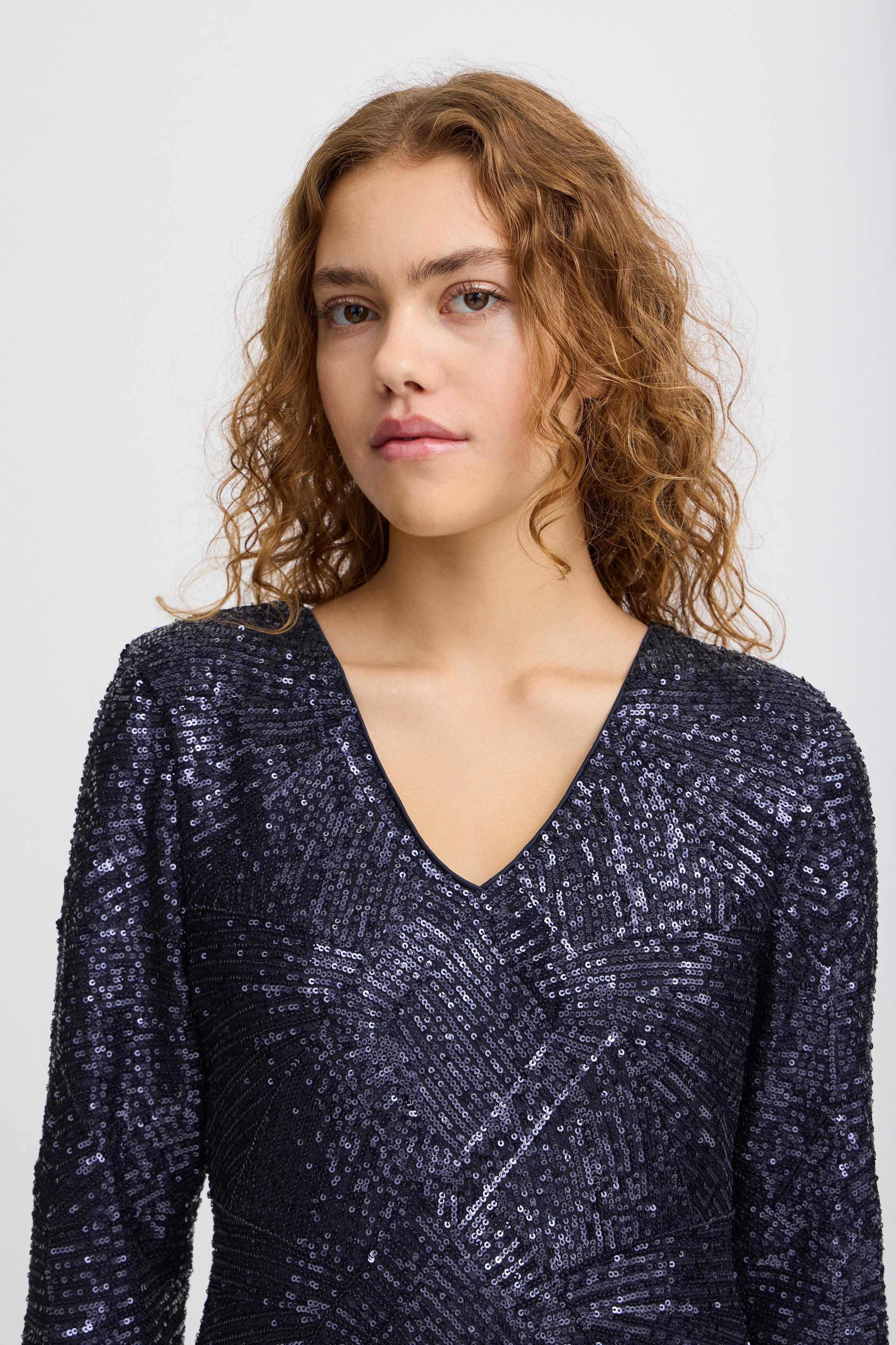 IHFAUCA Kjole LOOKBOOK DETAIL 20122144-193831