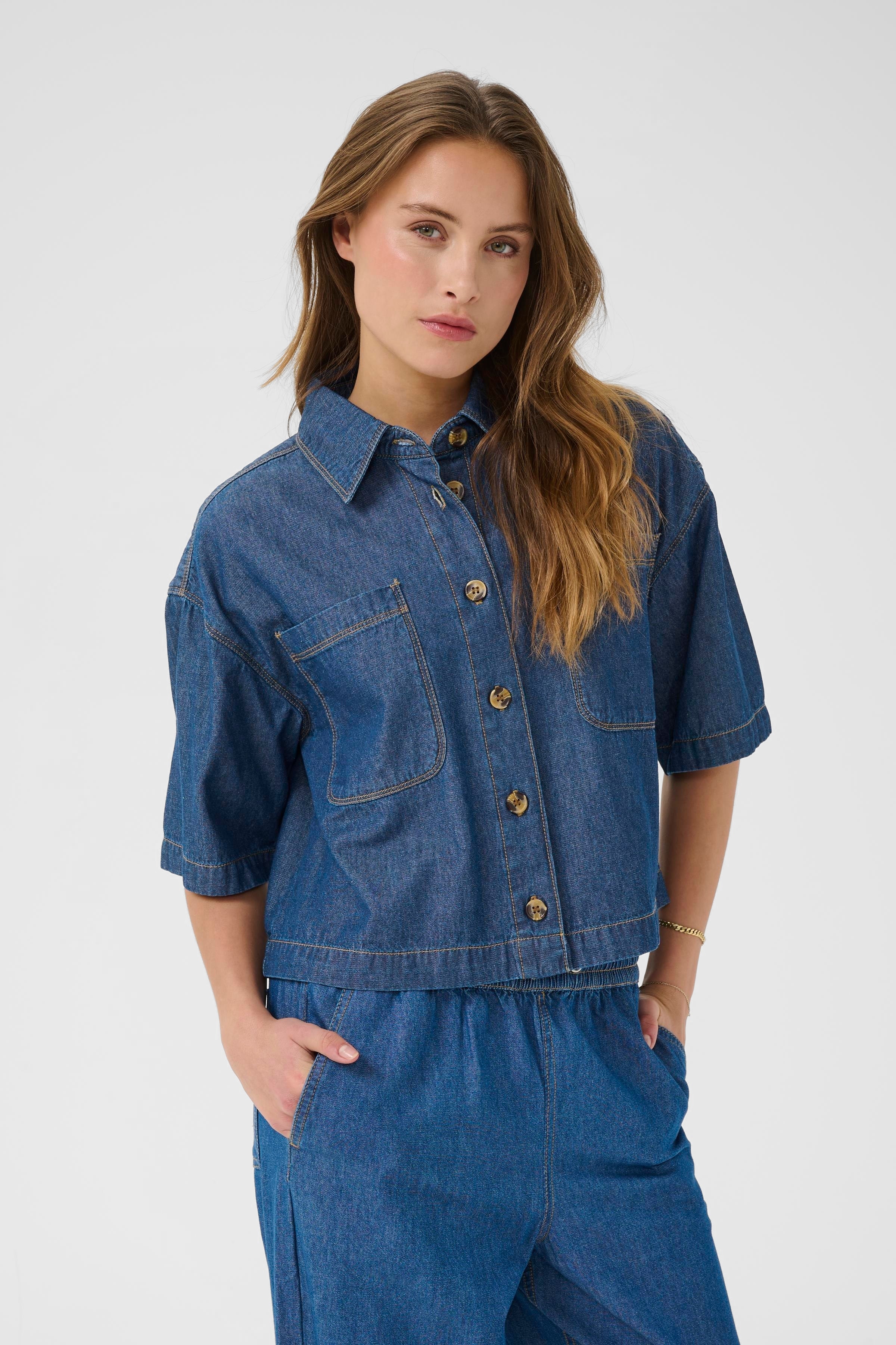 KAluise Skjorte LOOKBOOK FRONT 10510079-107709