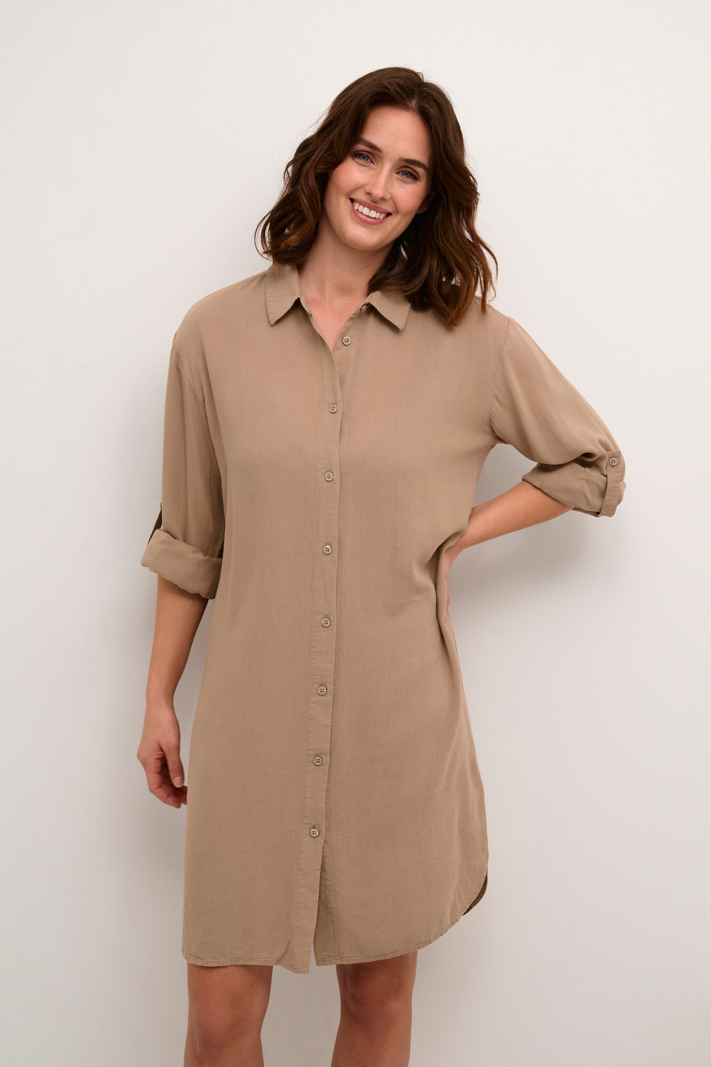 KAmilia Kjole LOOKBOOK FRONT 10508311-171109