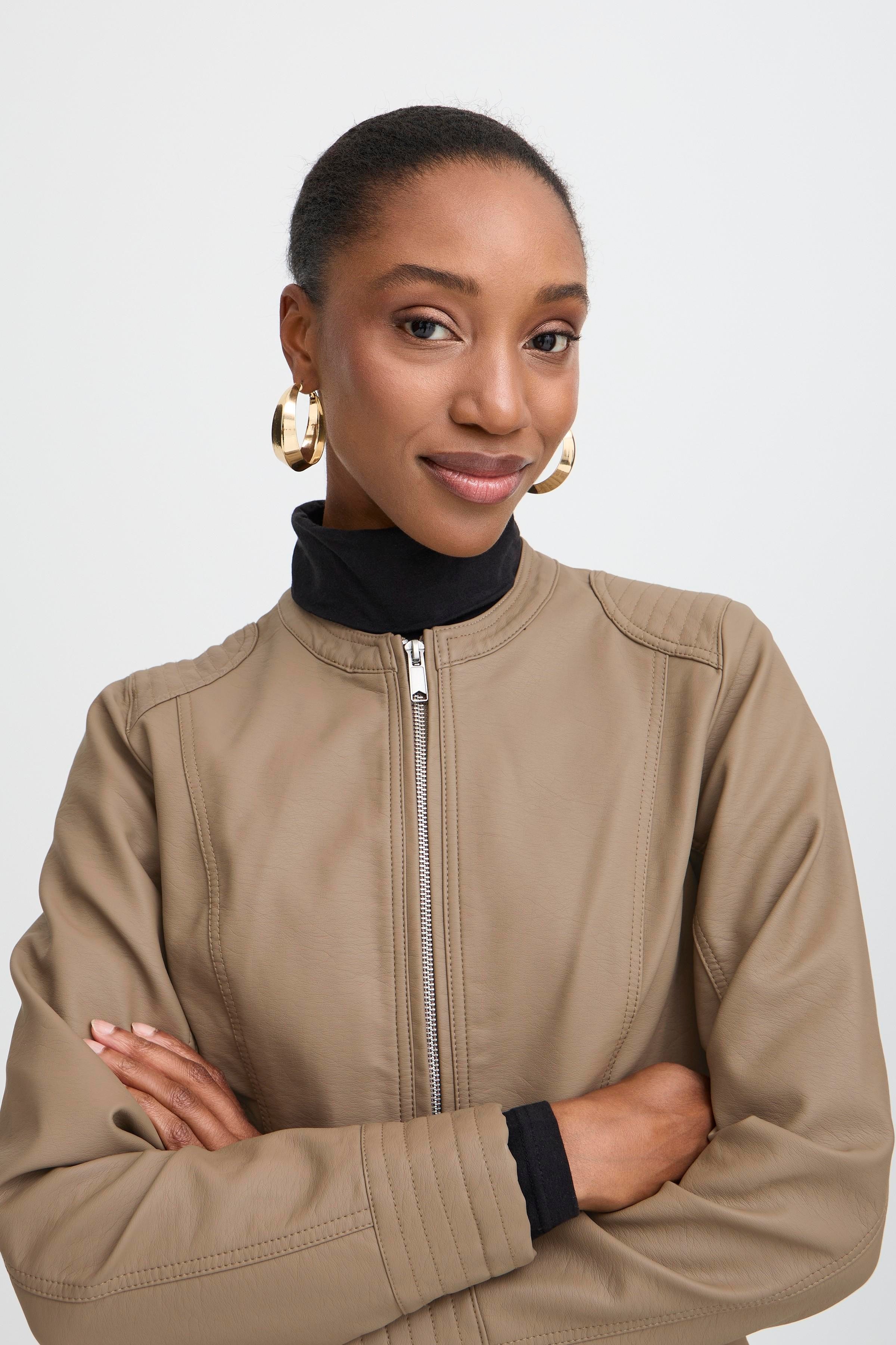BYACOM Outerwear LOOKBOOK DETAIL 20809396-181112