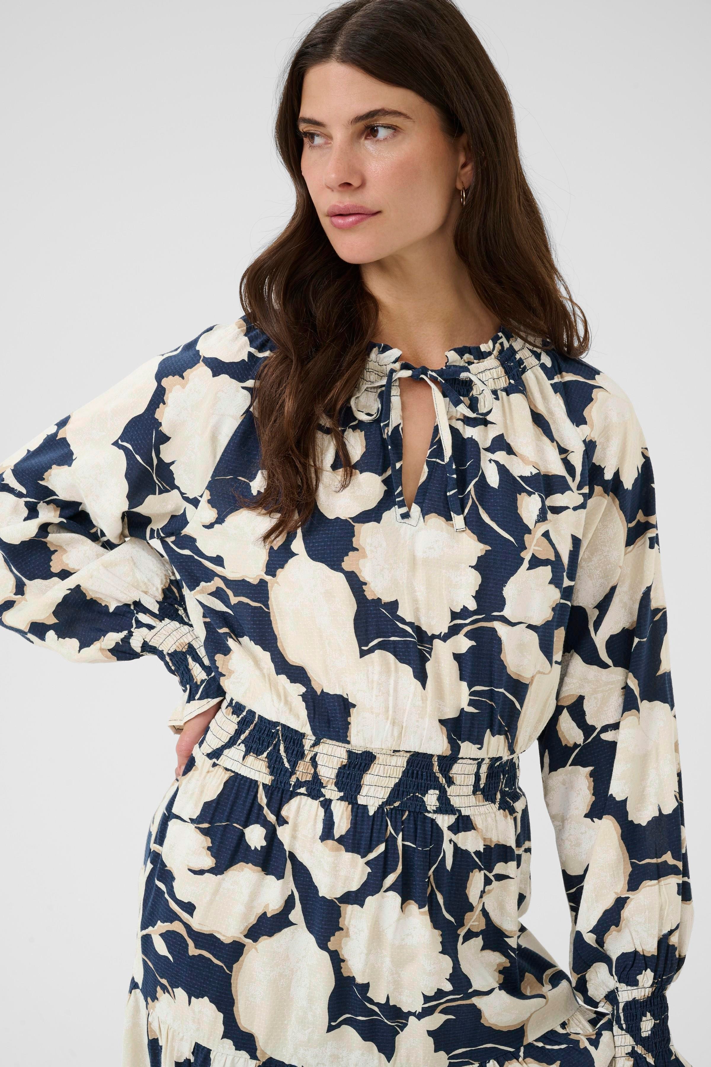 CRLucca Kleid LOOKBOOK DETAIL 10614834-109028