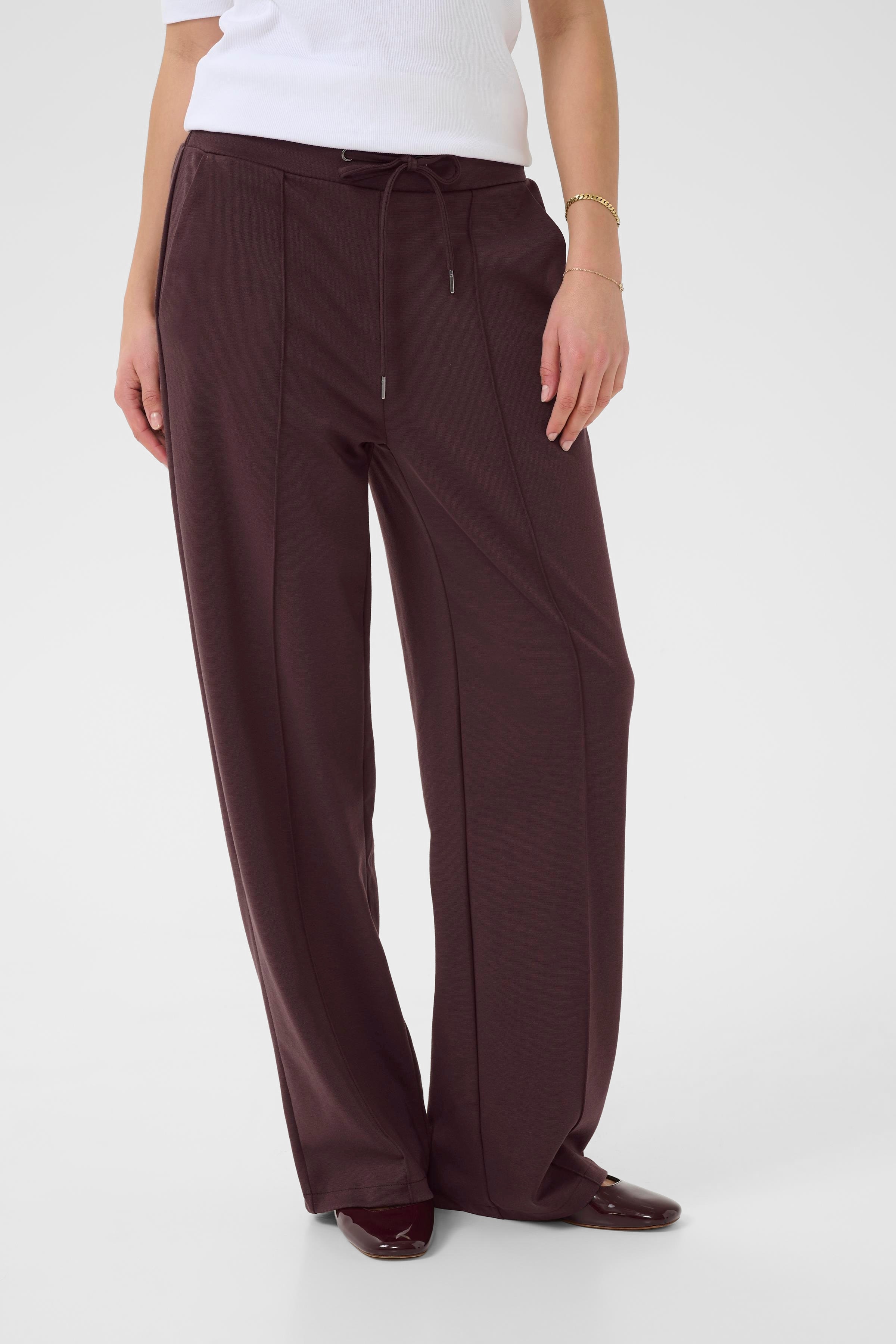KAjenny Straight Bukser LOOKBOOK FRONT 10508621-191619