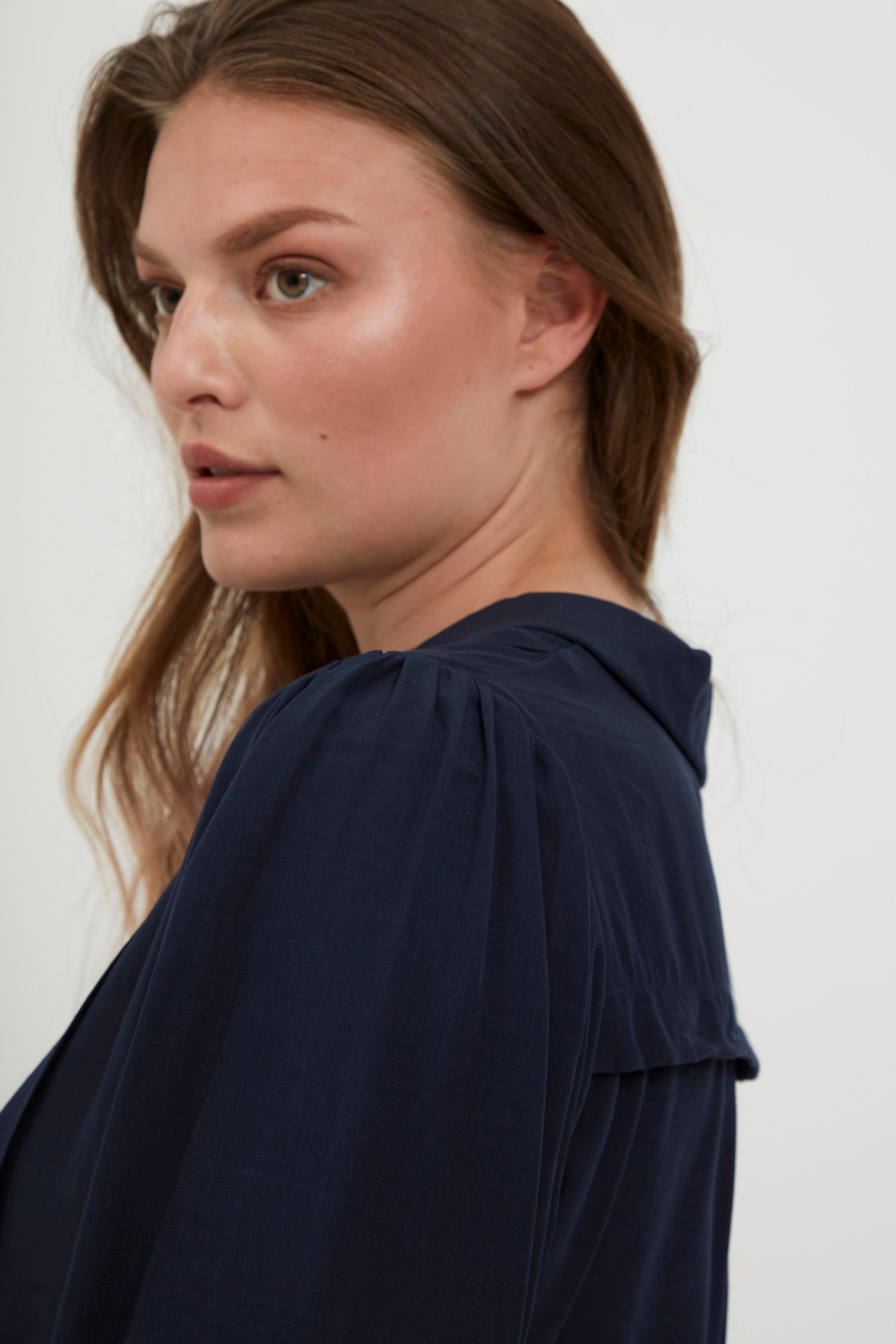 Blouse with long sleeve LOOKBOOK DETAIL 20404134-193923