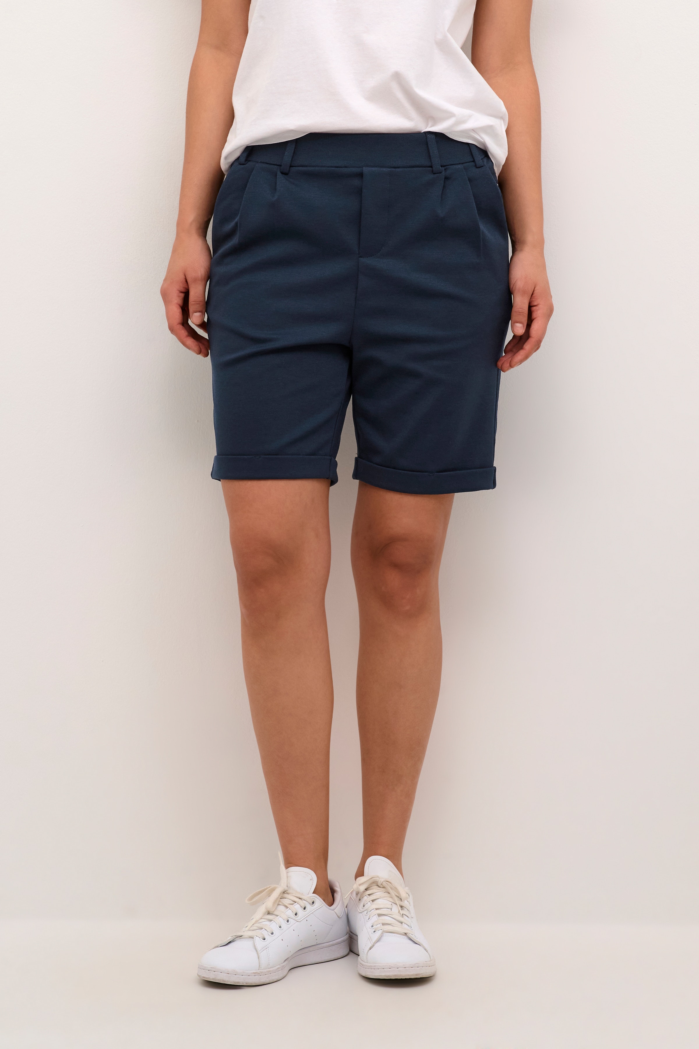KAjenny Shorts LOOKBOOK FRONT 10508873-194020