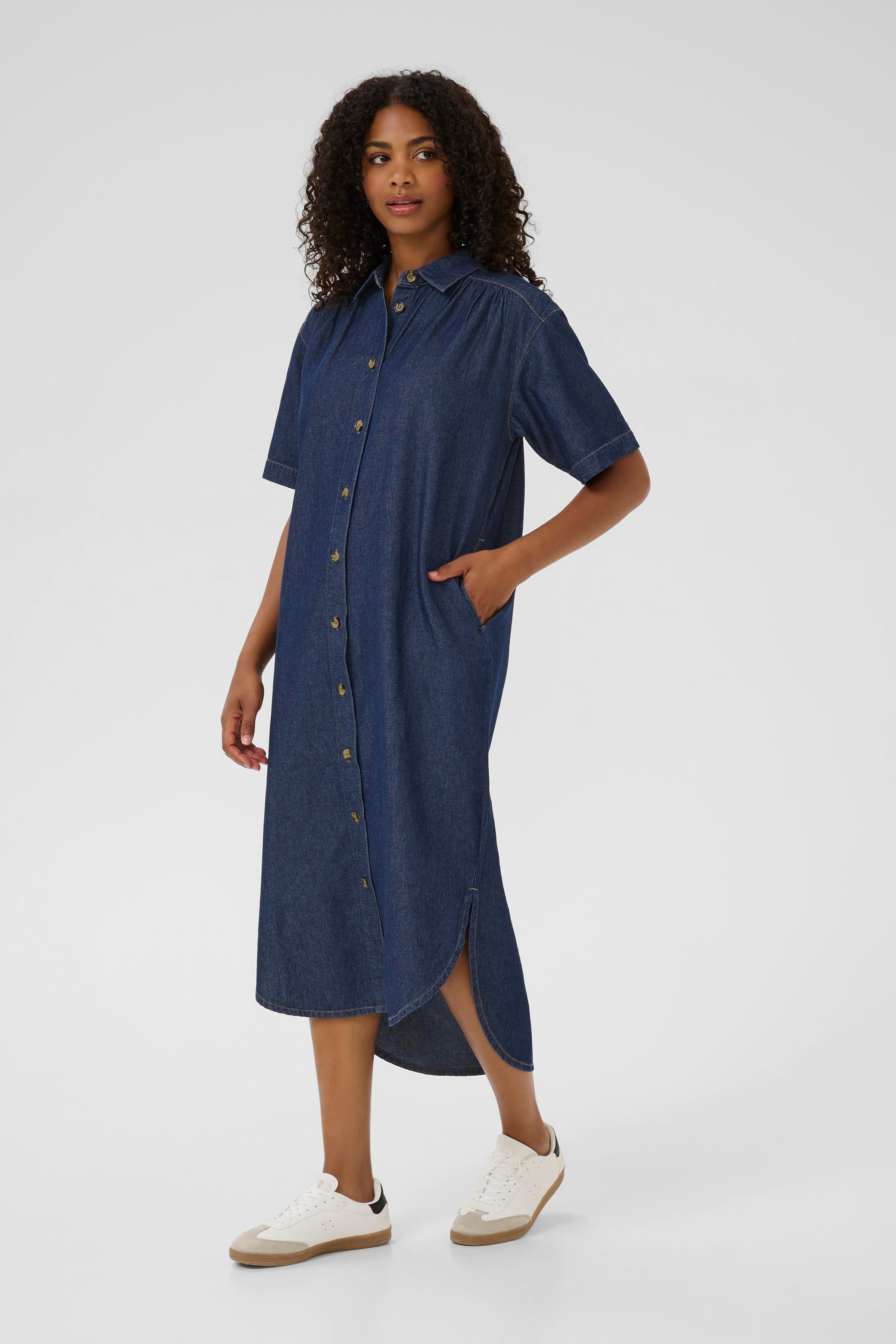 KAluise Klänning LOOKBOOK FRONT 10510078-107709