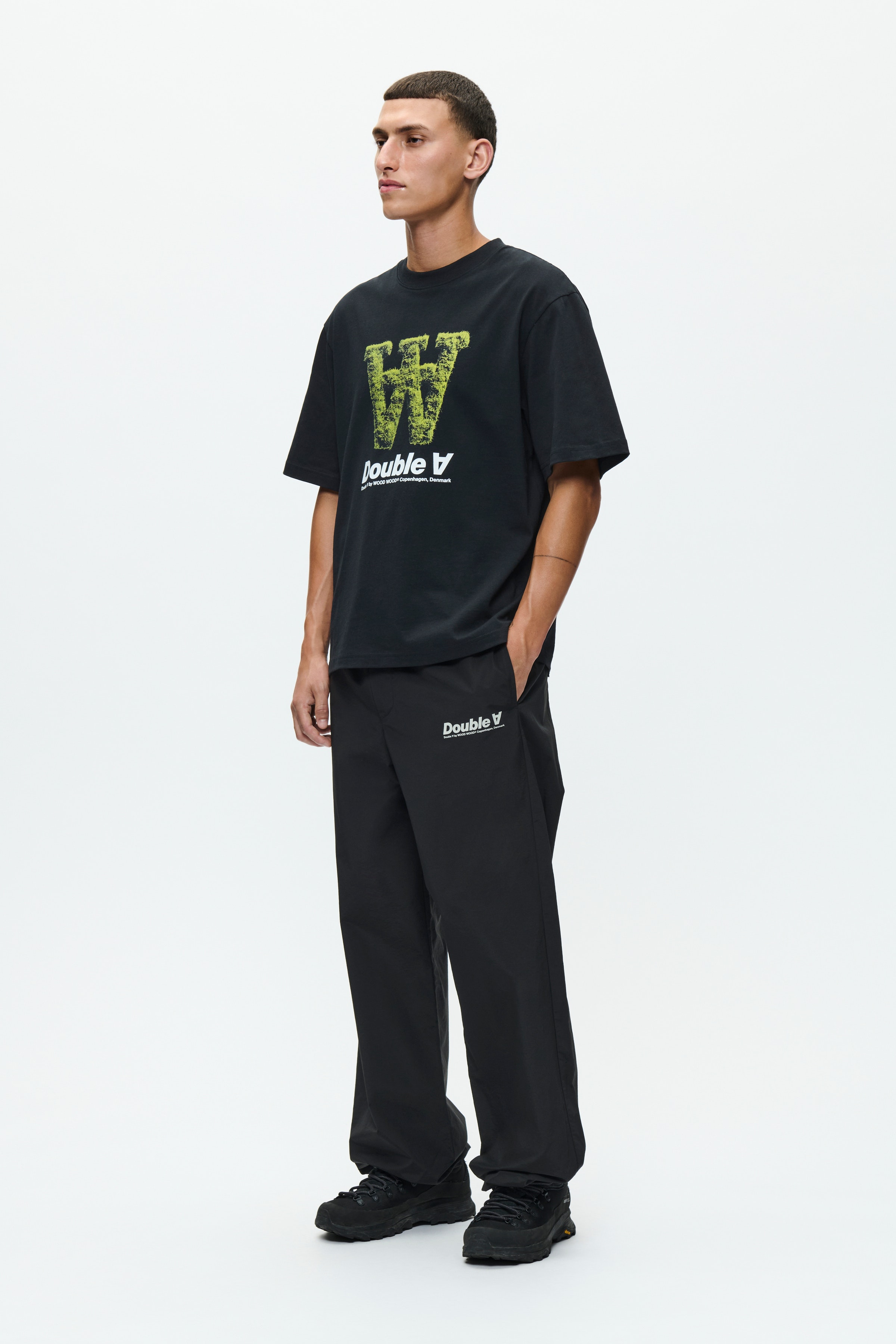 WWLiam T-shirt LOOKBOOK FRONT 30251842-303700