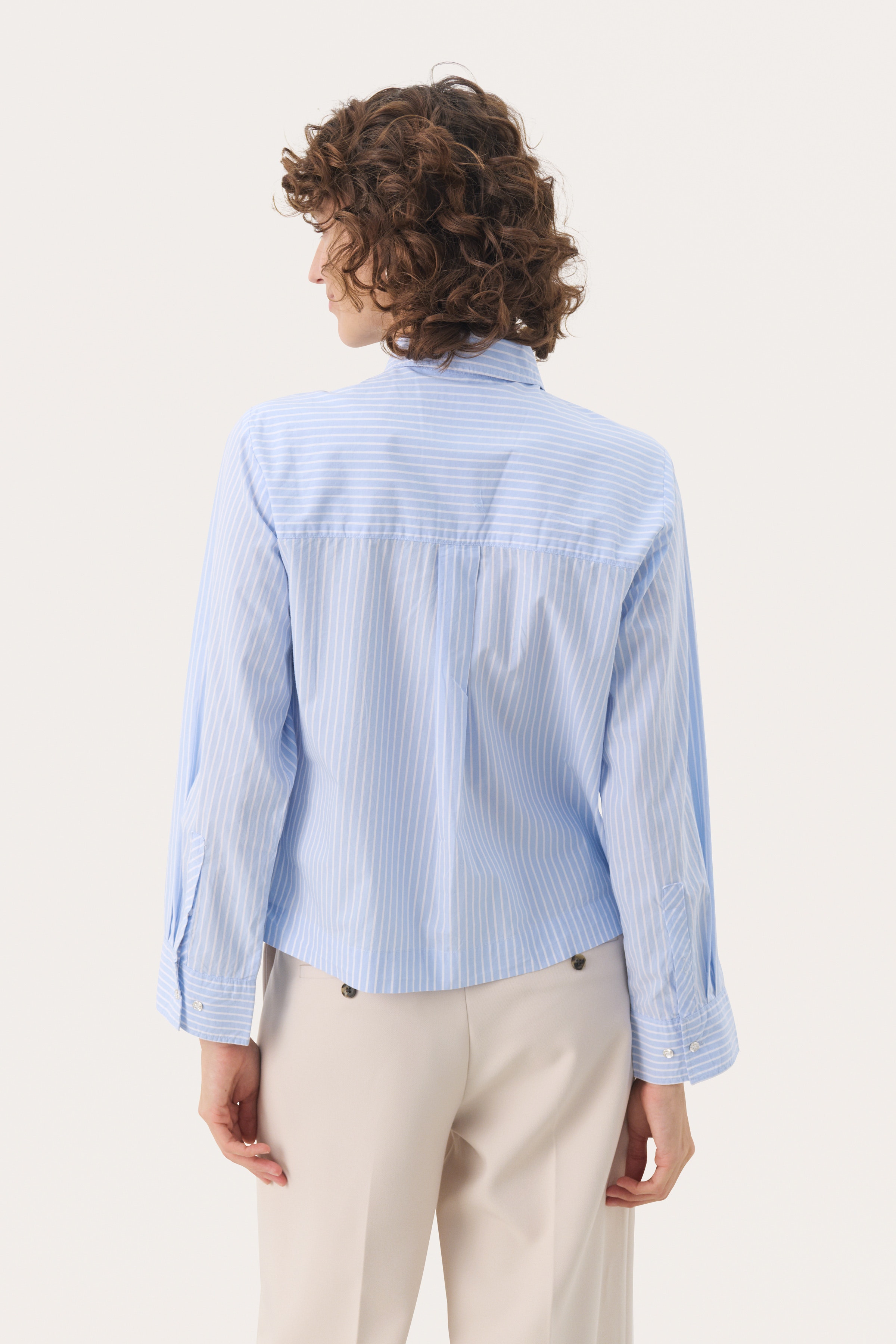 PranveraPW Overhemd LOOKBOOK BACK 30309265-302827