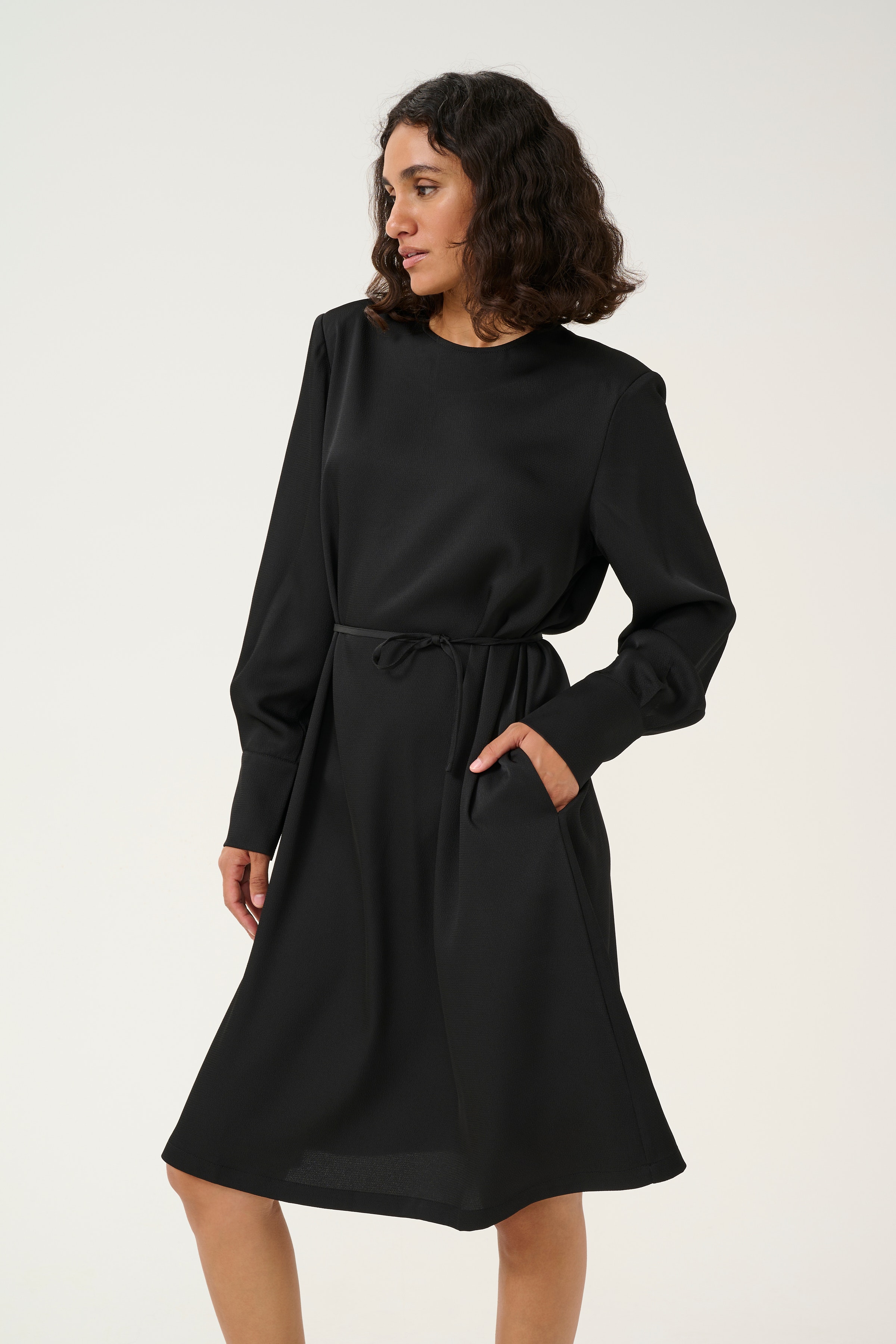 KAbonita Kjole LOOKBOOK FRONT 10509394-100121