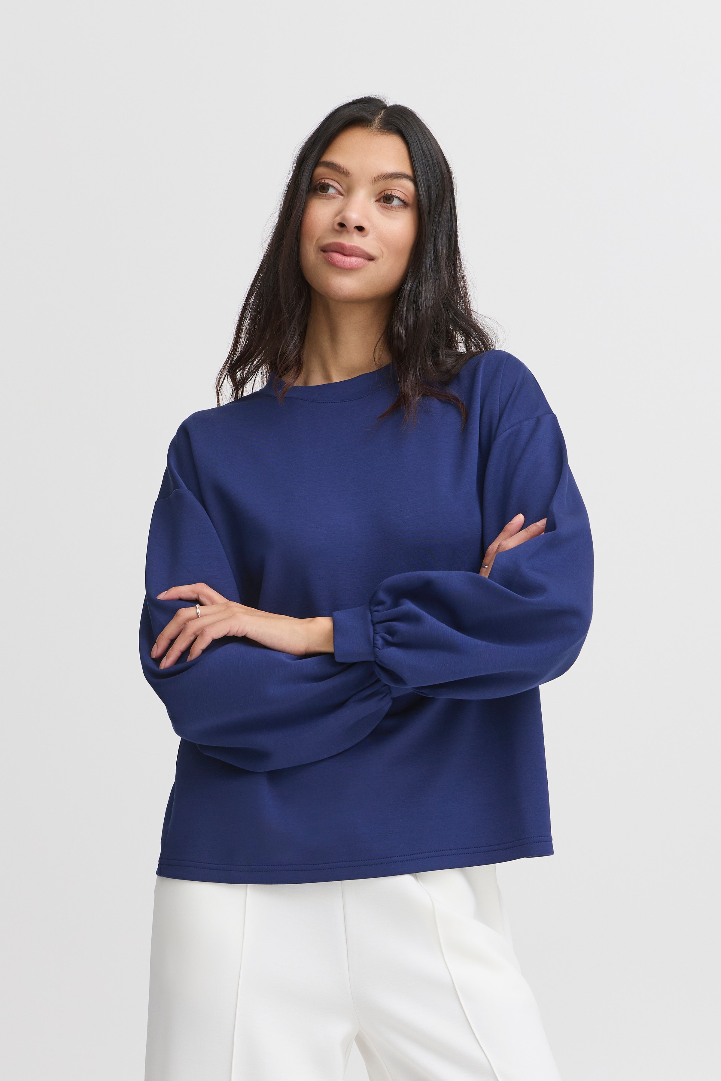 BYPUSTI Sweatshirt LOOKBOOK FRONT 20816692-193933