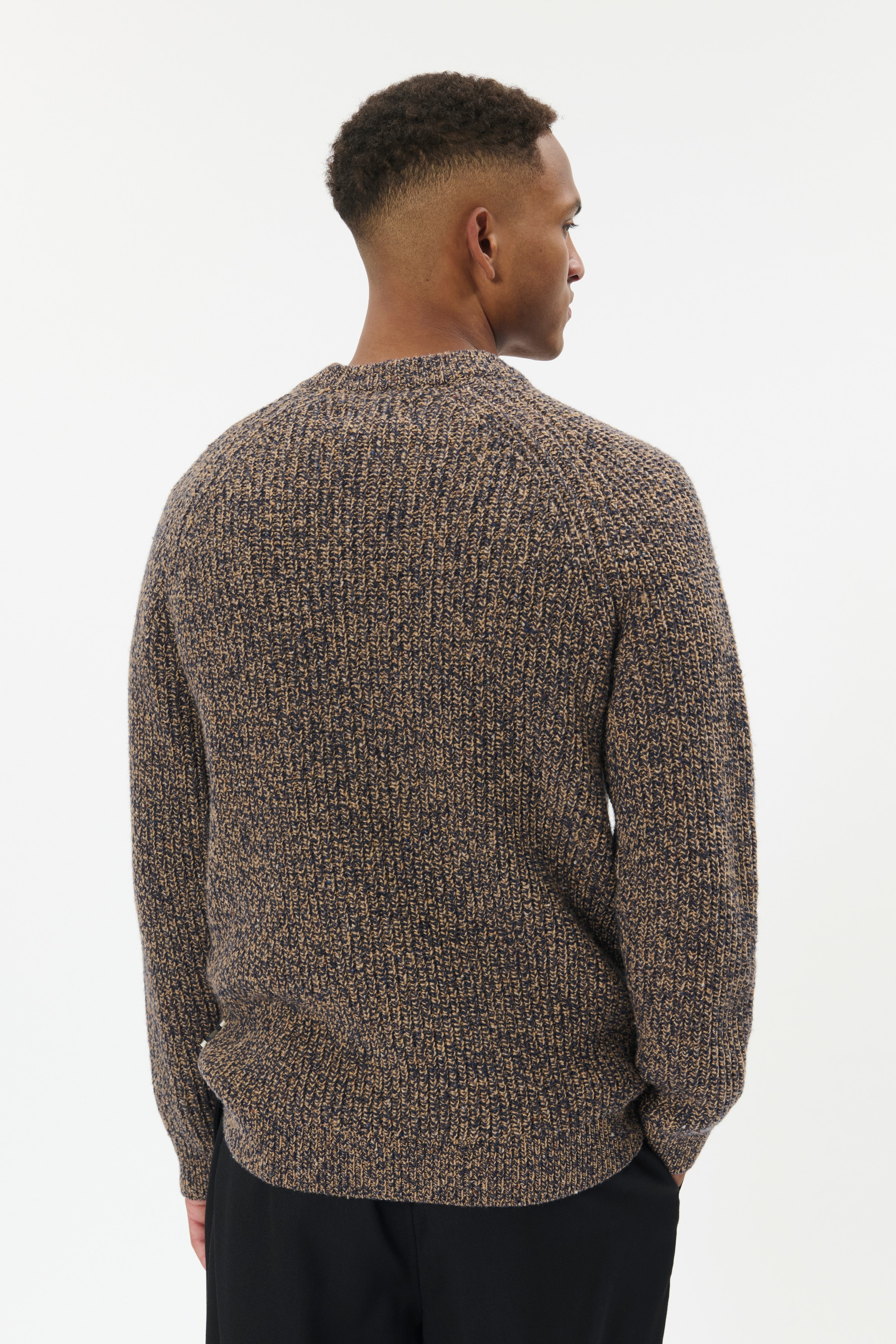 MAjobo Wool Pullover LOOKBOOK BACK 30207713-181028