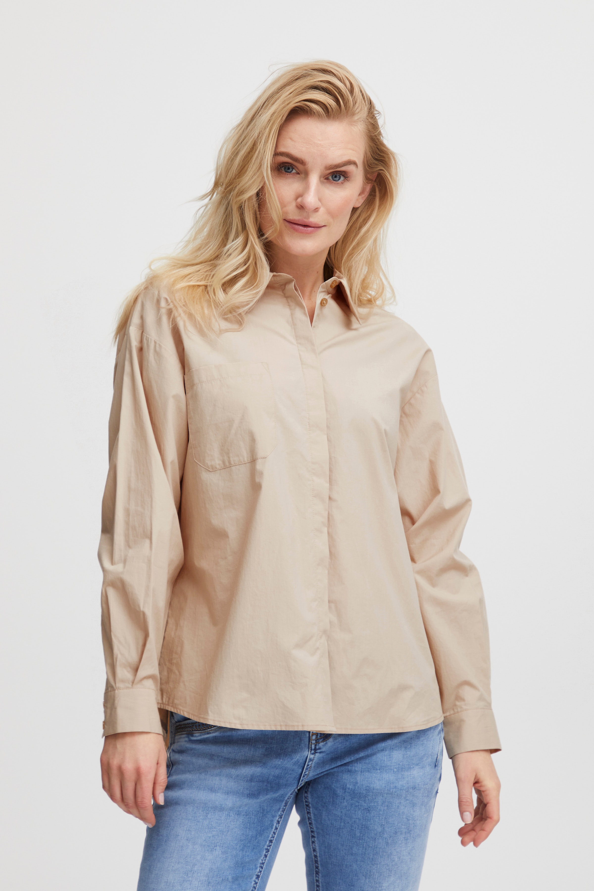 PXJULLE Skjorte LOOKBOOK FRONT 50207801-141208