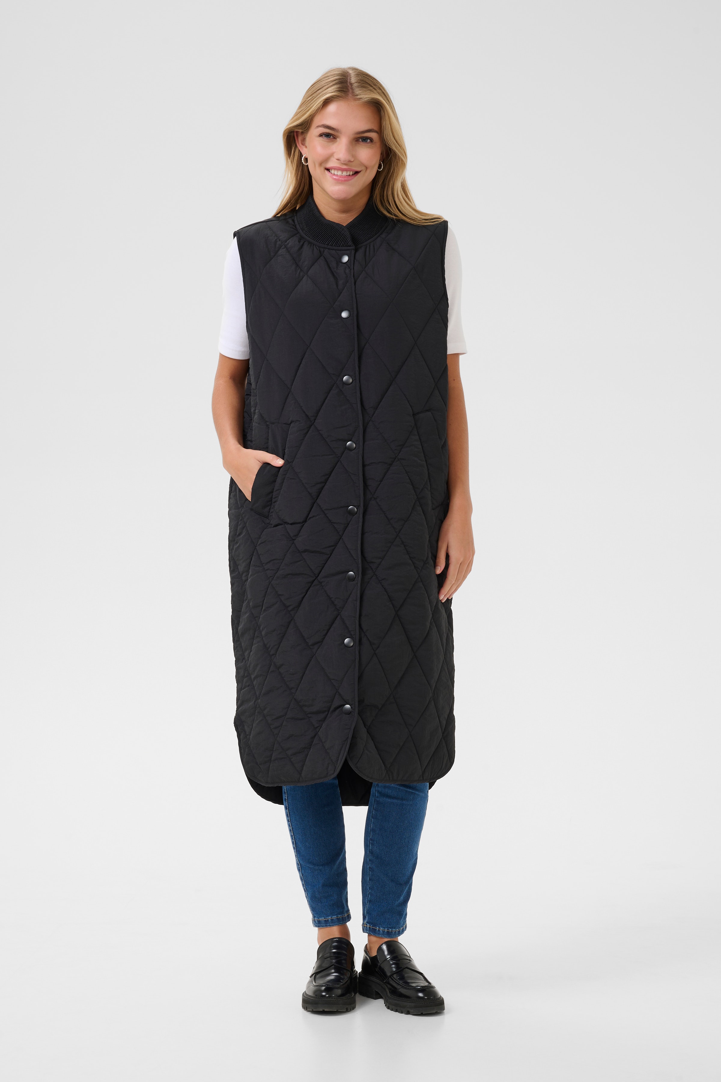 KAlorena Kåpe LOOKBOOK FRONT 10509475-100121