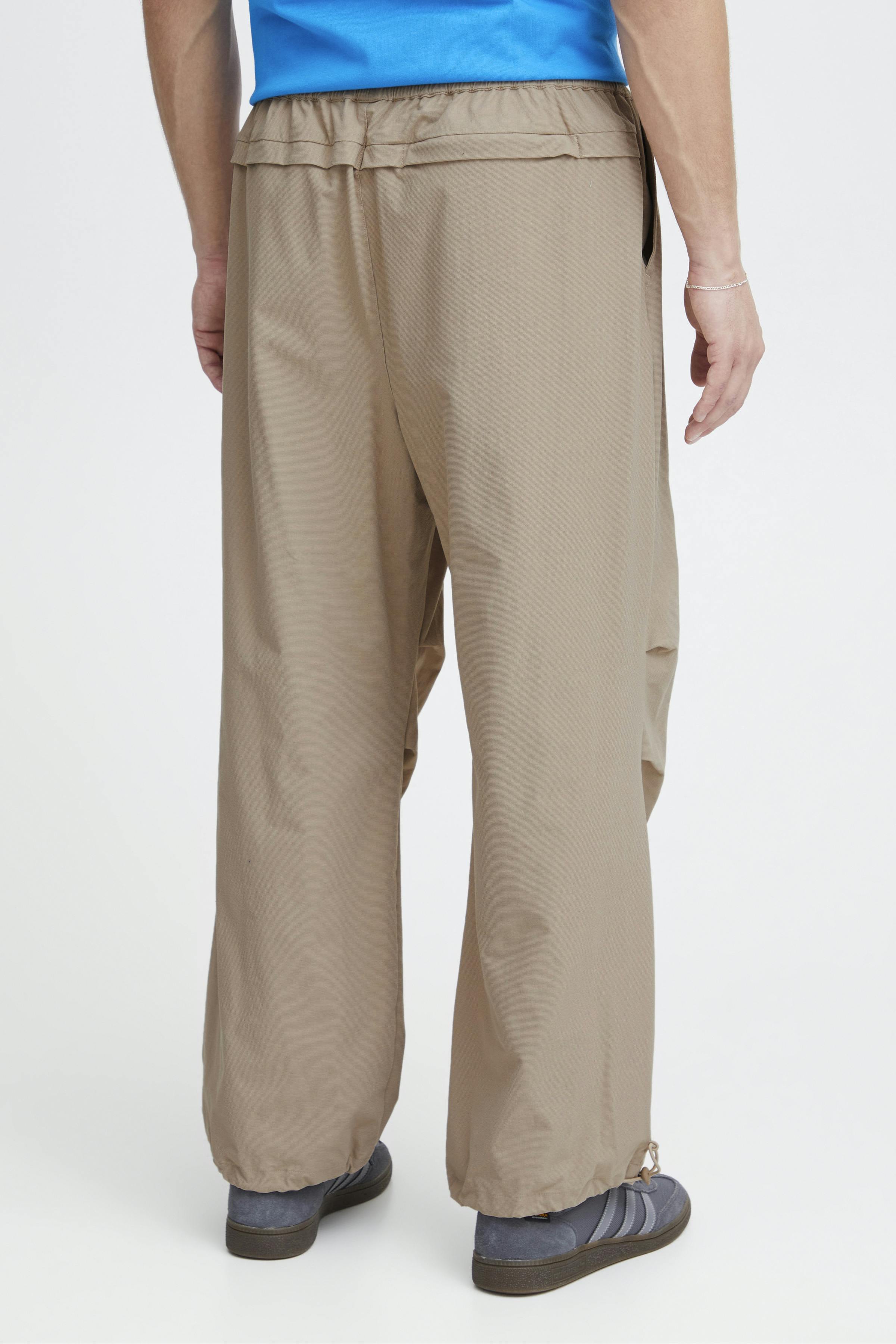 JCMFRANCO Trousers LOOKBOOK BACK 22800450-171312