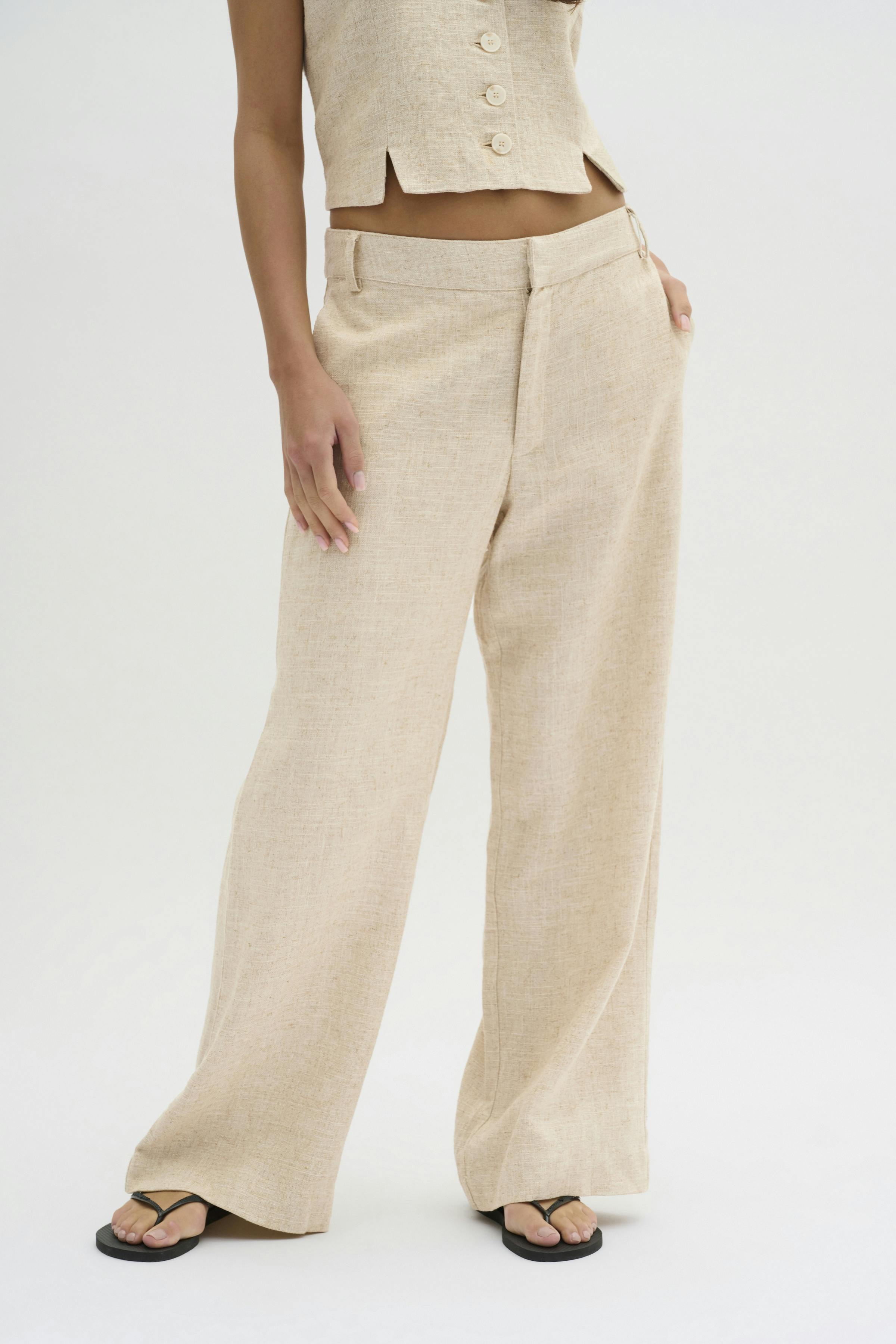 LavitaMW Linen Trousers LOOKBOOK FRONT 10704735-1304011