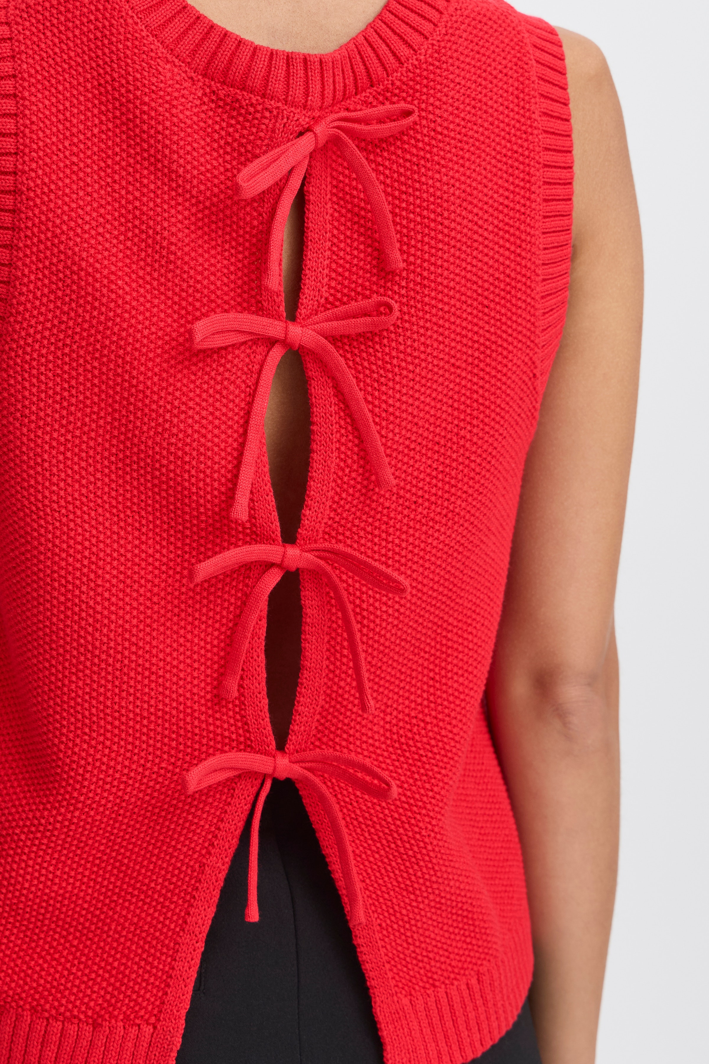 IHDOTTIES Ærmeløs LOOKBOOK DETAIL 20122898-181655