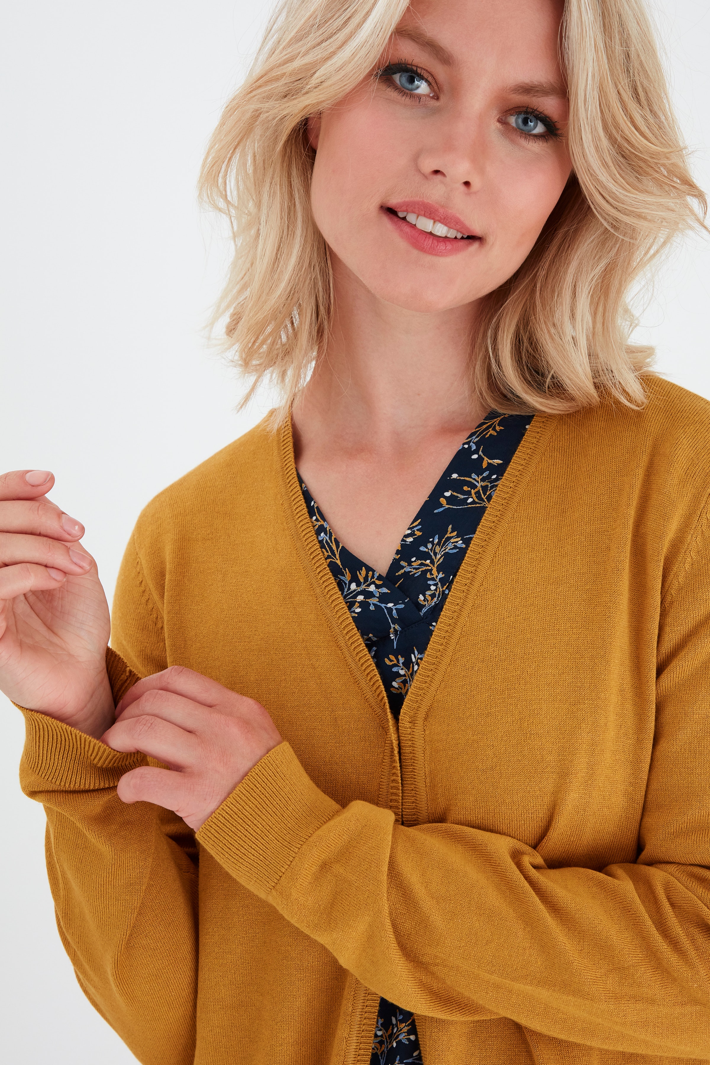 ZUFIRM Cardigan LOOKBOOK DETAIL 20608287-1609481