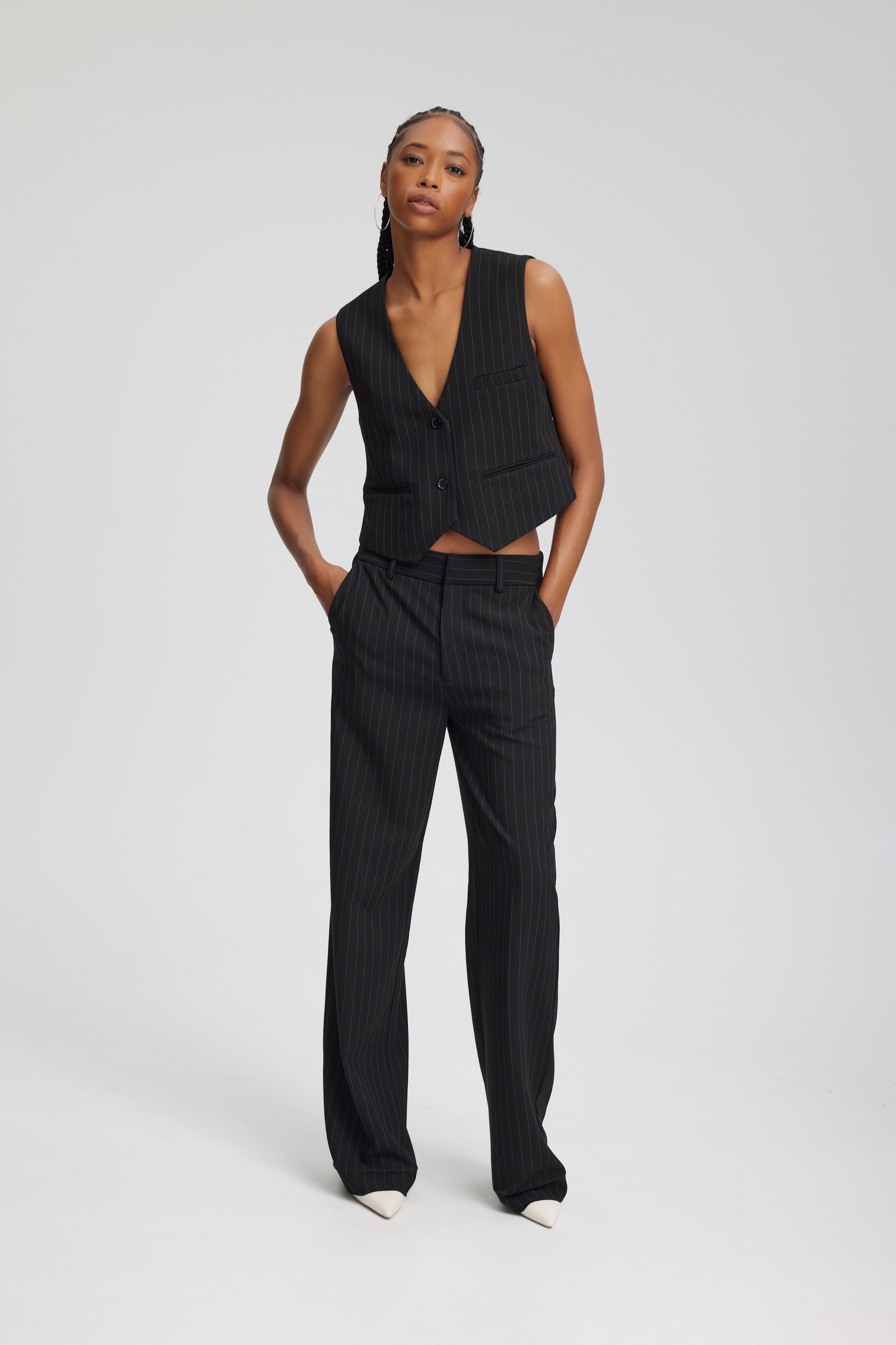 JoelleGZ Trousers LOOKBOOK FRONT 10909020-105657