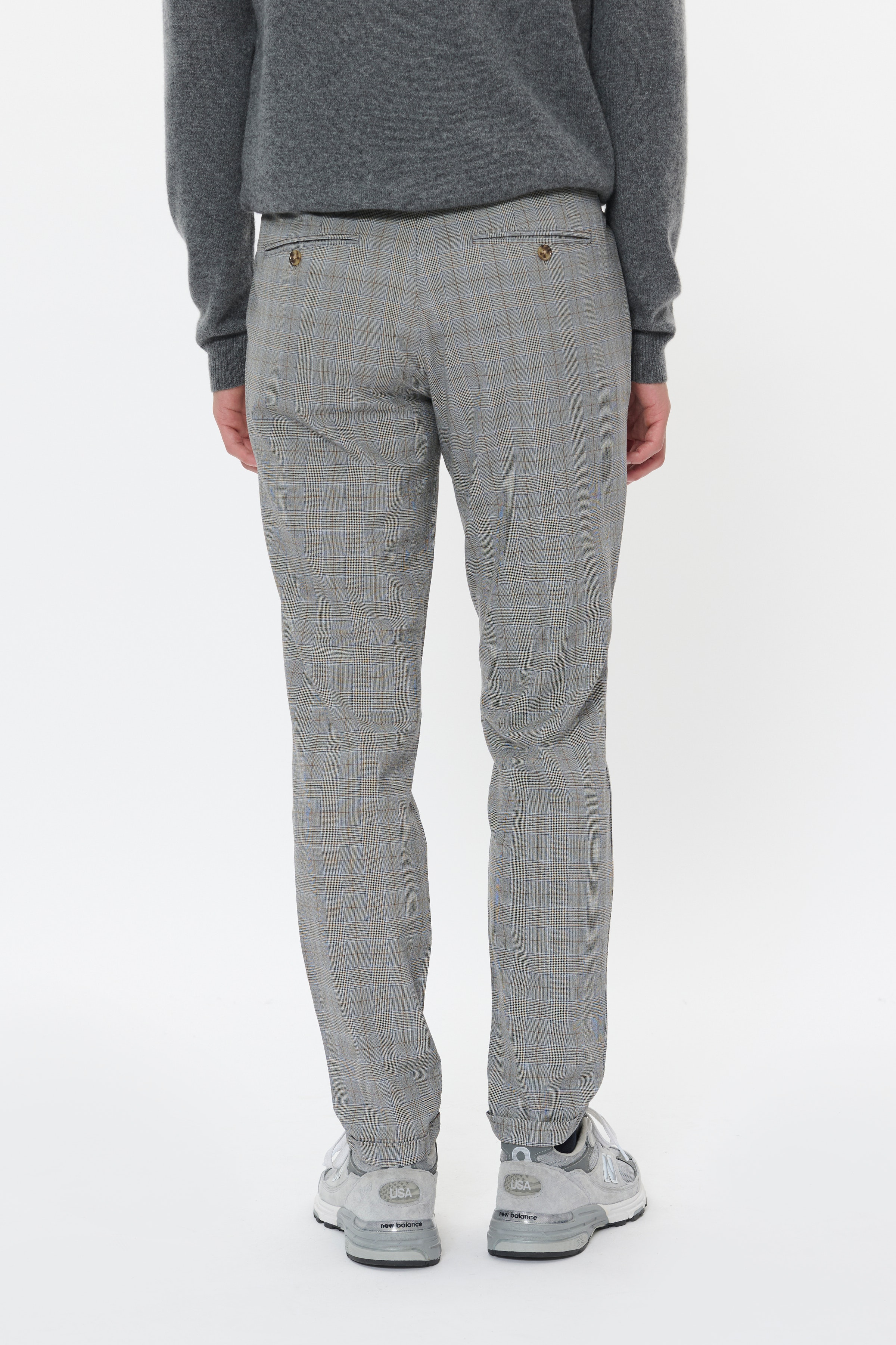 MAliam Hose LOOKBOOK BACK 30207329-181018