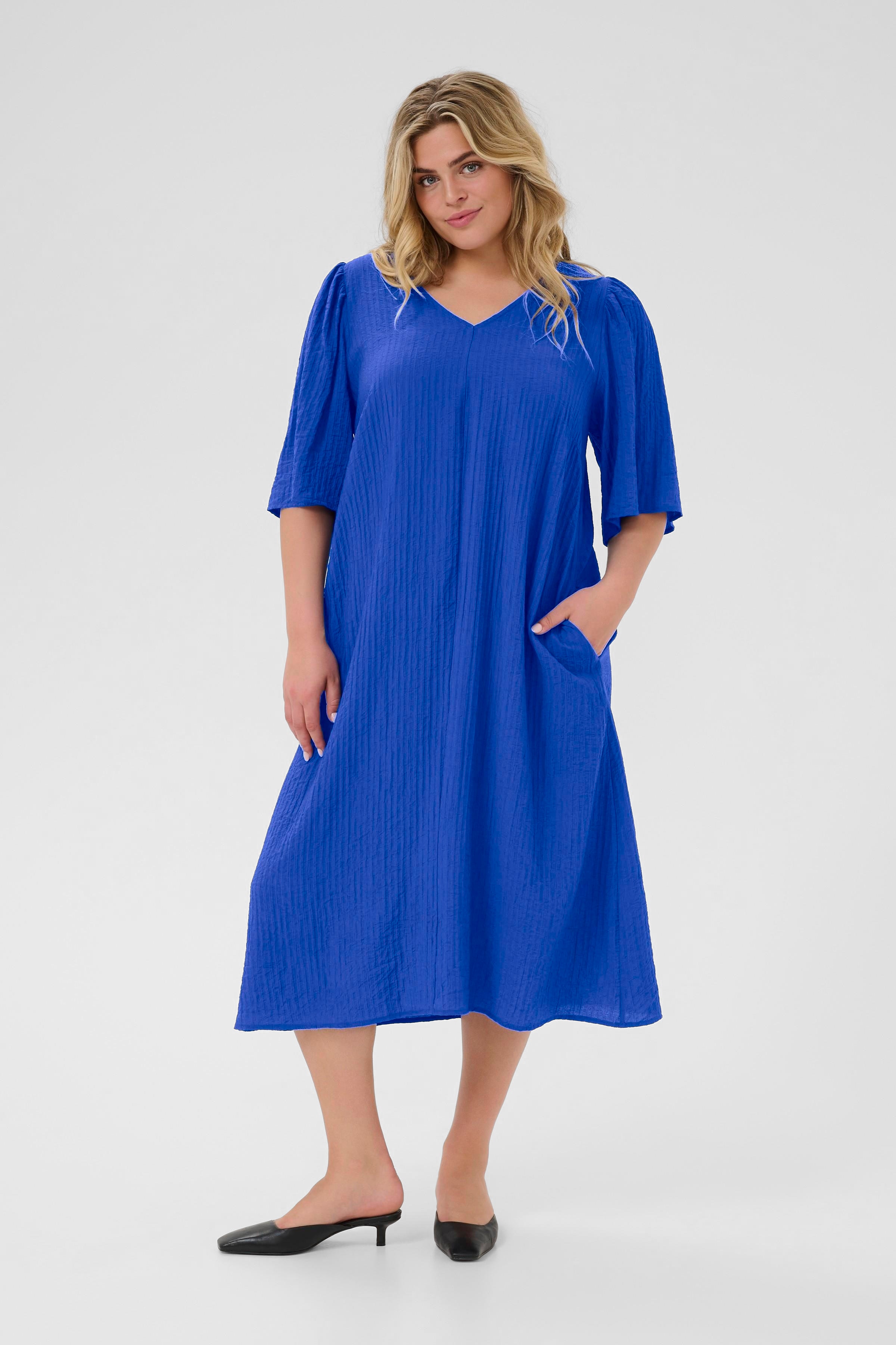 KClisana Kleid LOOKBOOK FRONT 10583421-193952
