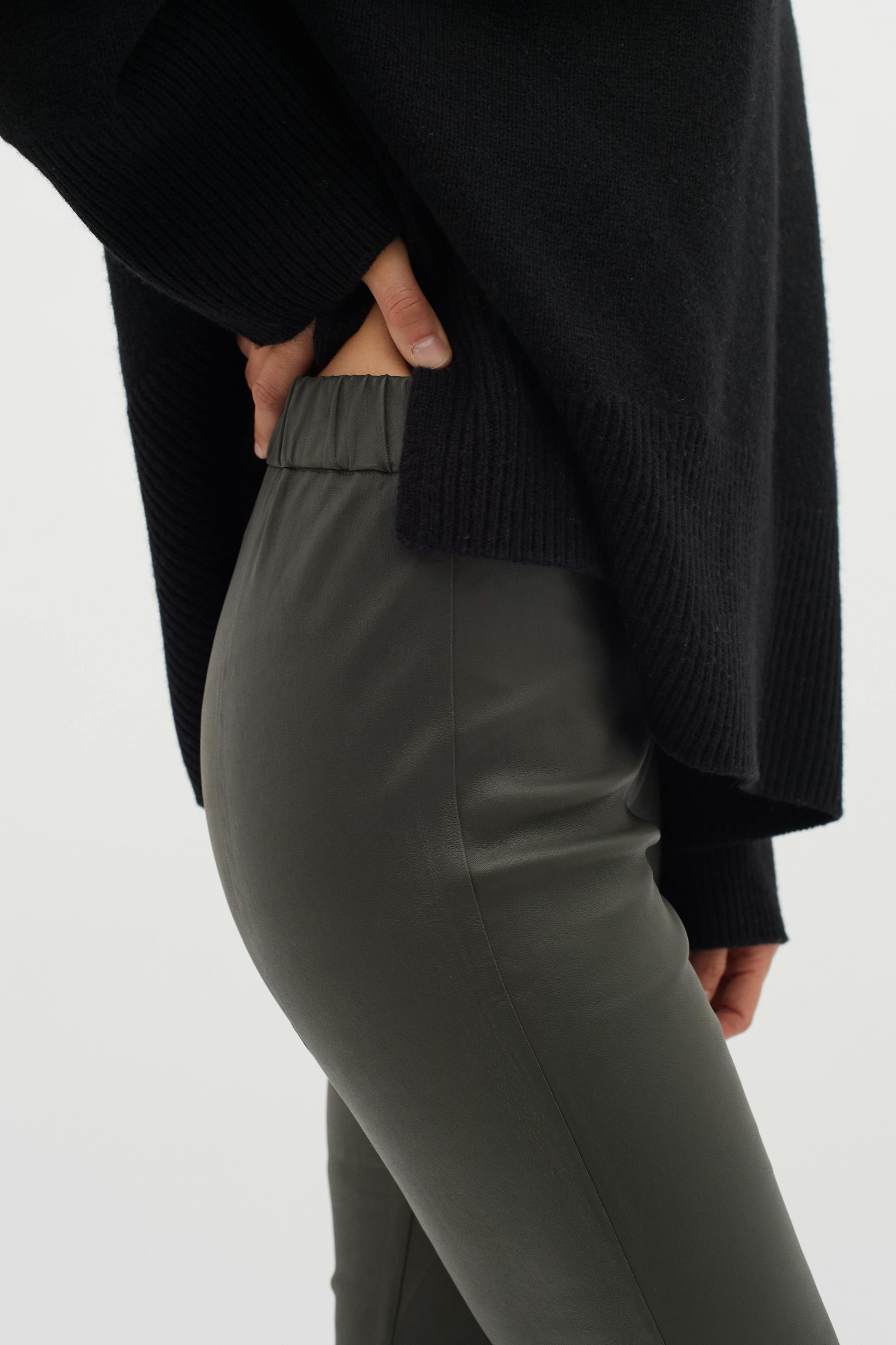 Cedar Trousers LOOKBOOK DETAIL 30103427-190406