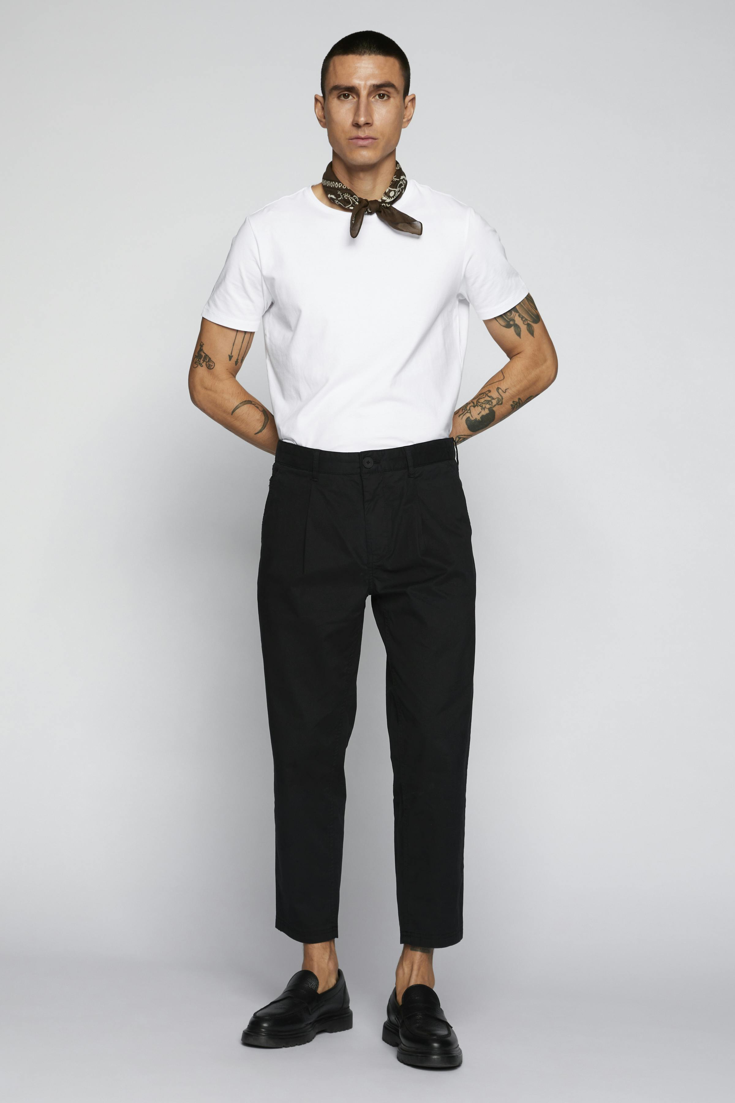 MAcolton Trousers LOOKBOOK FRONT 30206614-300275