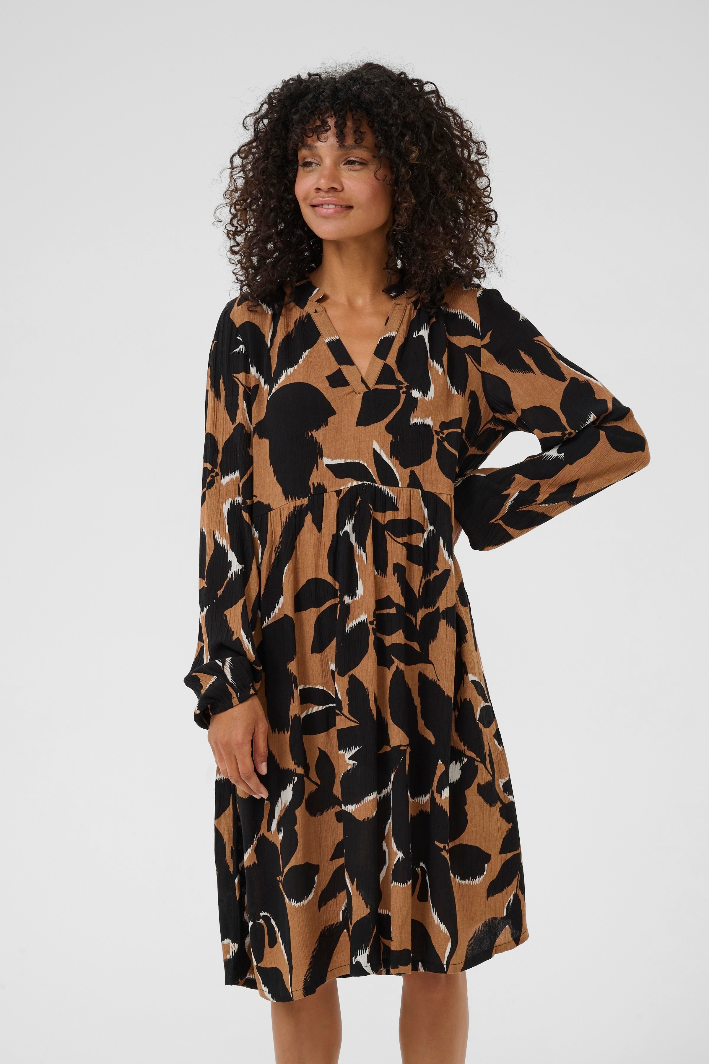 KAlisette Kjole LOOKBOOK FRONT 10510736-108791