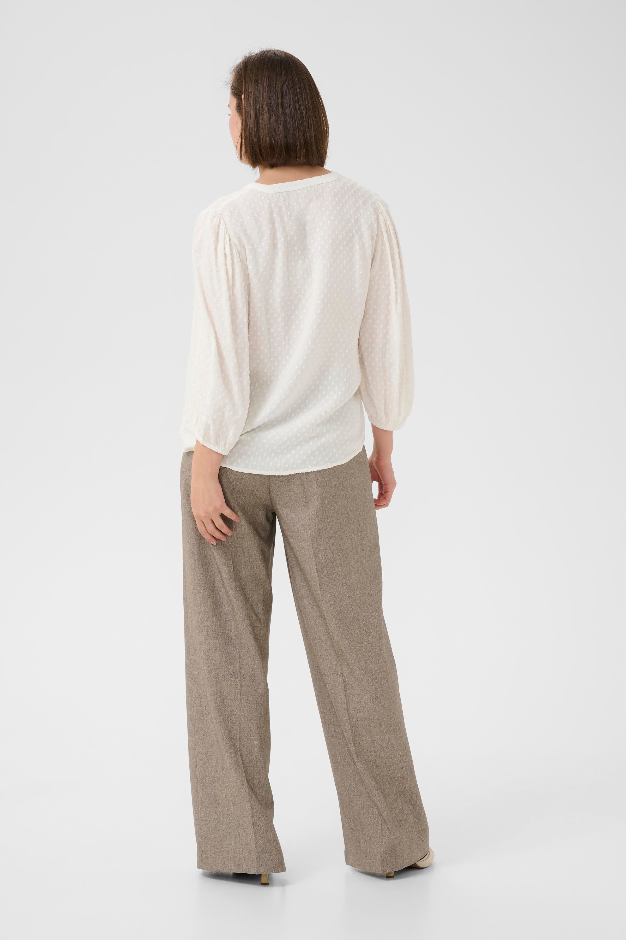 KAannika Blus LOOKBOOK BACK 10510429-110602
