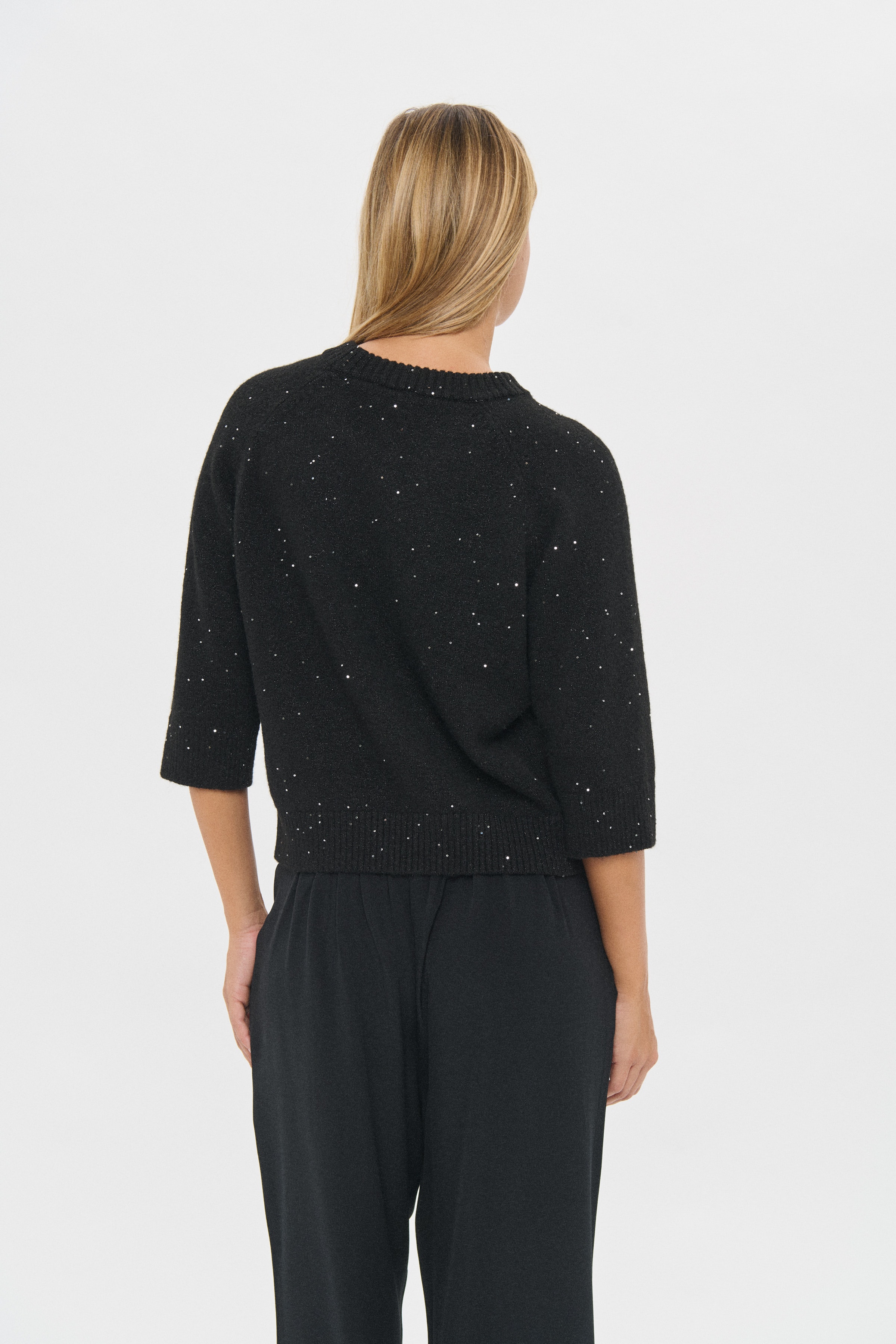 NovaSZ Pullover LOOKBOOK BACK 30514622-193911