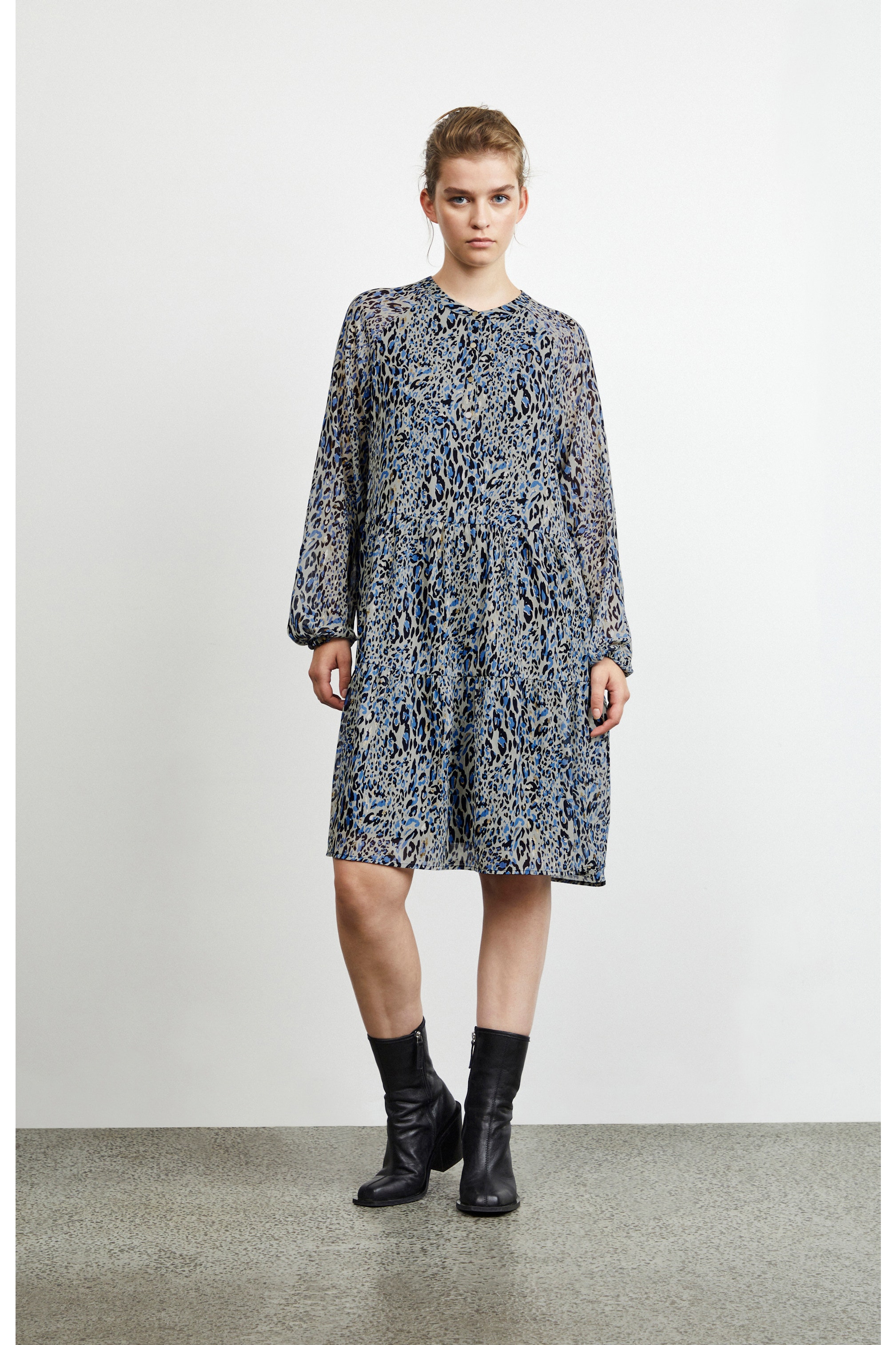 Klänning LOOKBOOK FRONT 20119372-201933