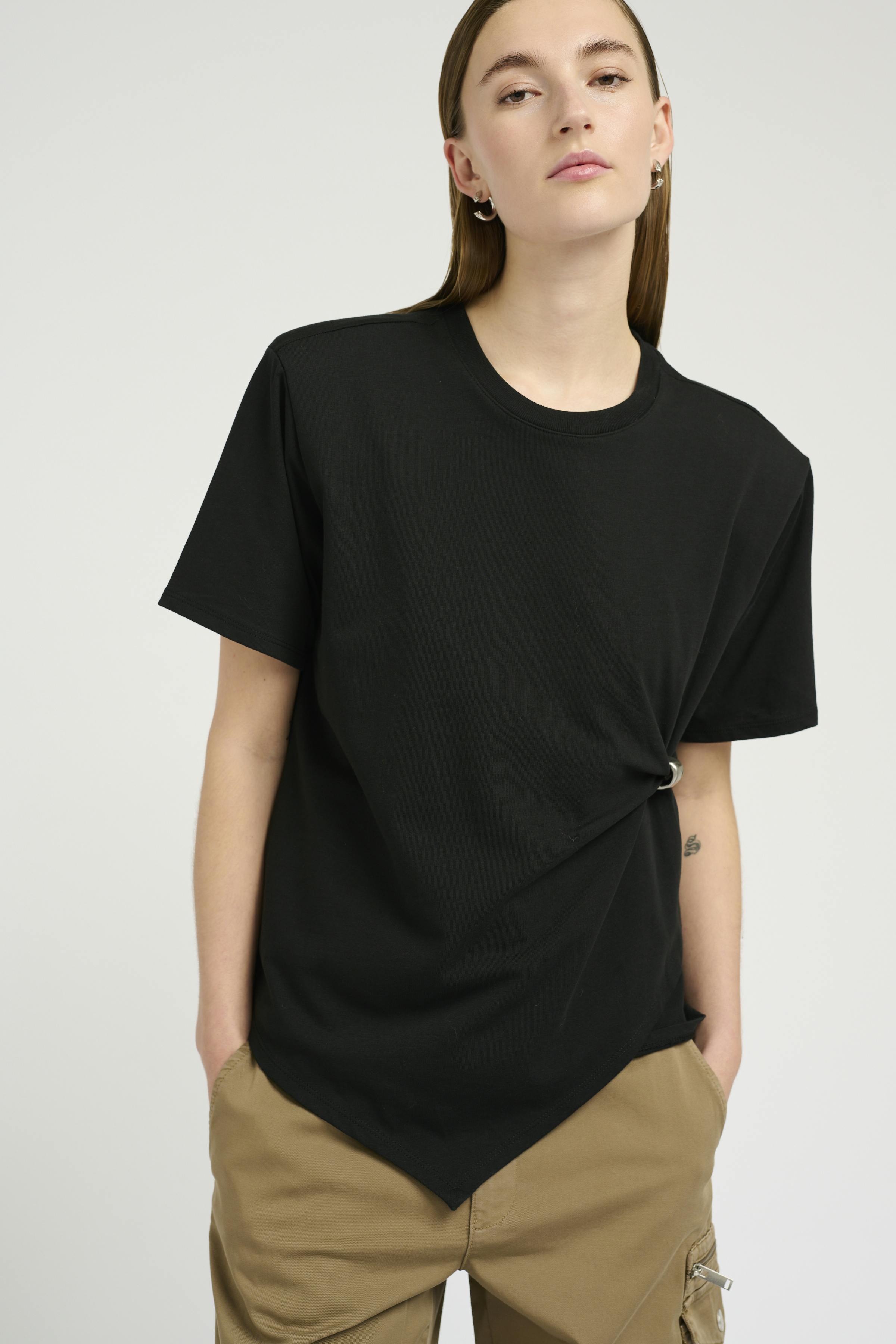 SamaraGZ T-shirt LOOKBOOK FRONT 10908917-100017