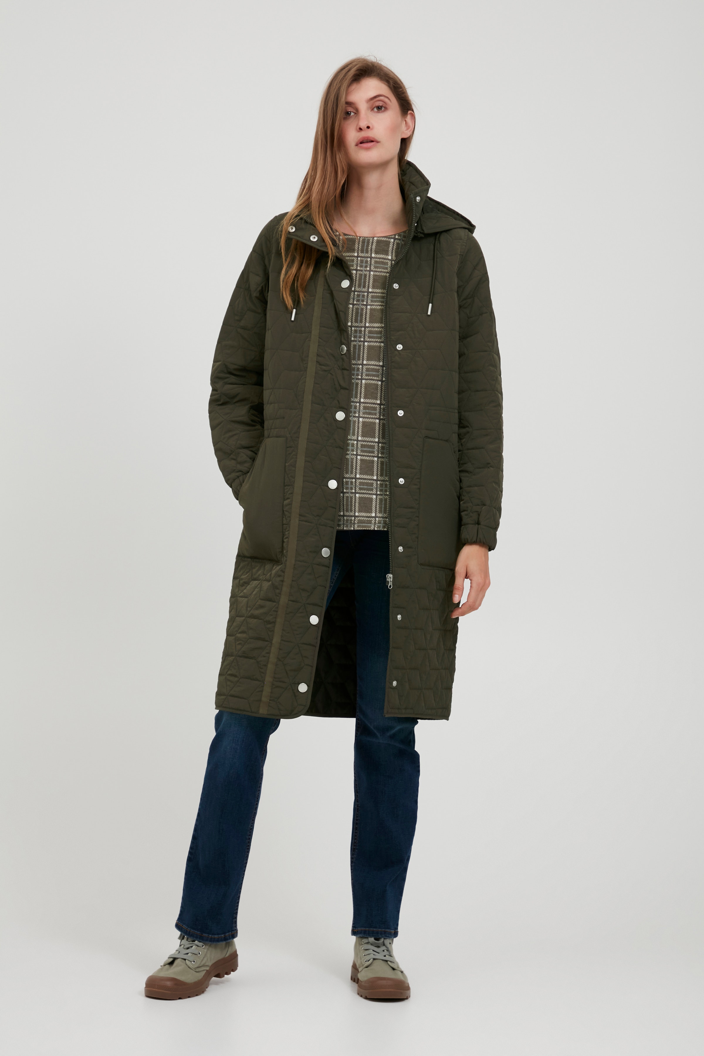 Outerwear LOOKBOOK FRONT 20609389-190506