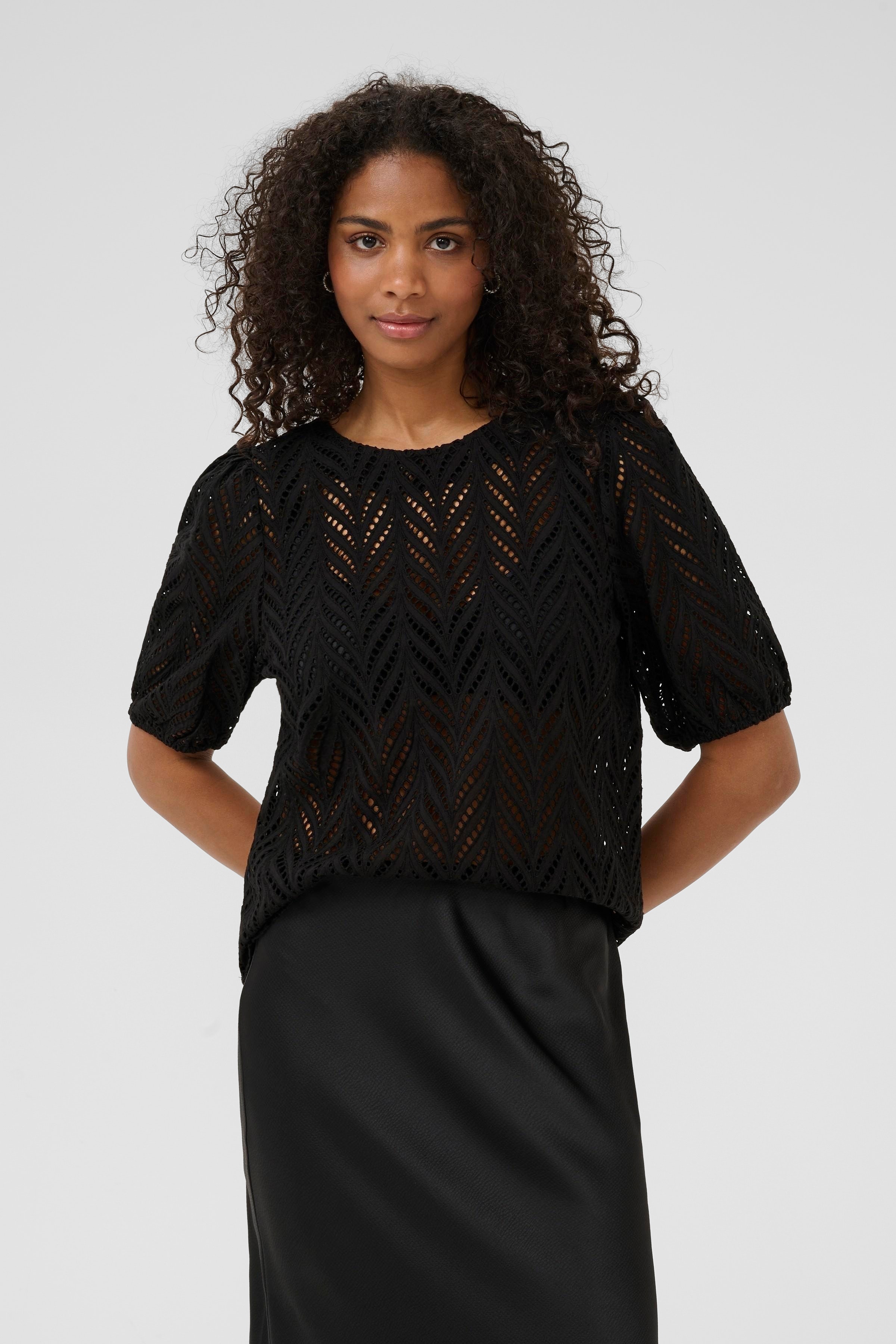 KAteri Bluse LOOKBOOK FRONT 10510112-100121