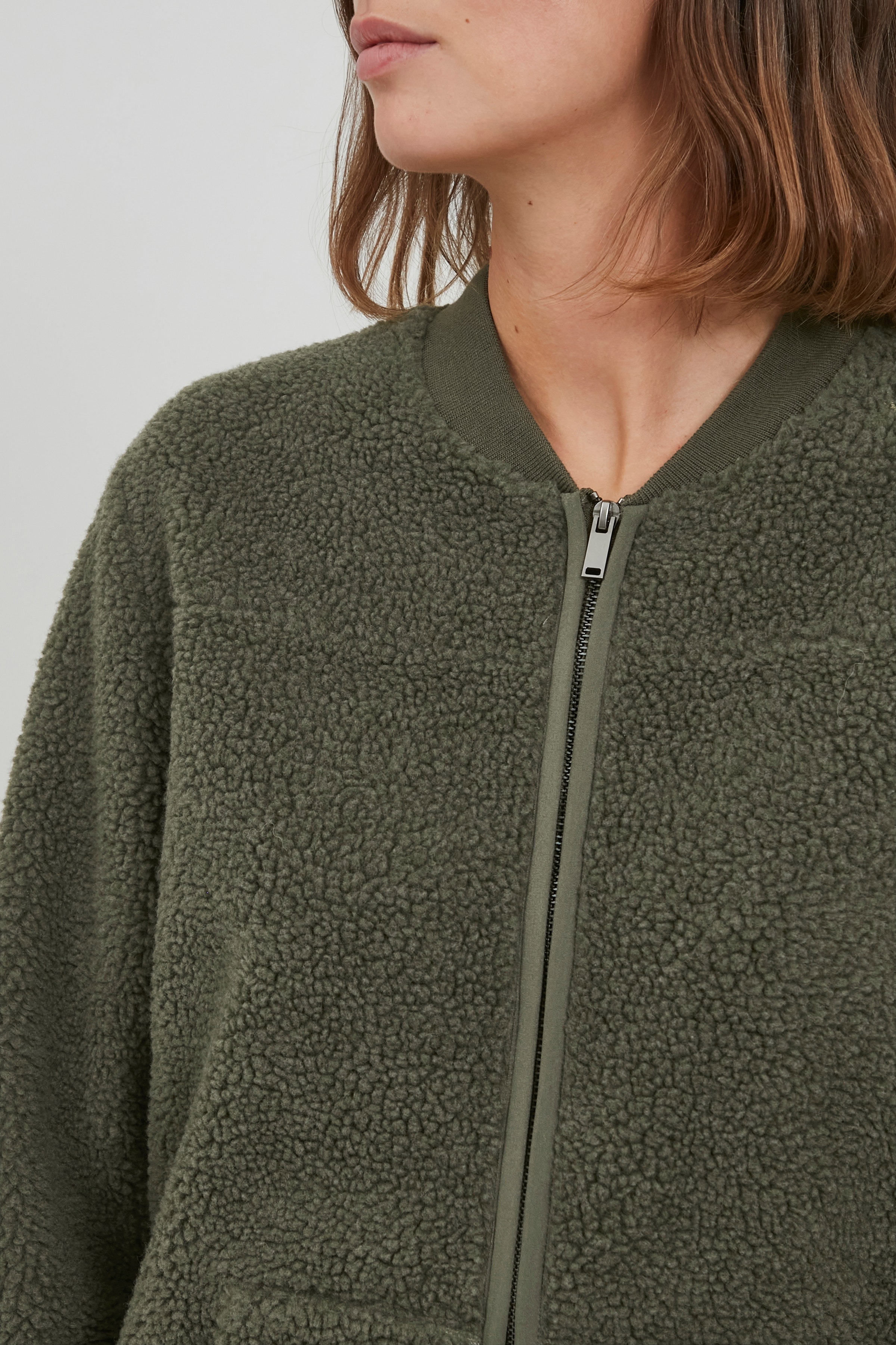 Outerwear LOOKBOOK DETAIL 20609657-180515
