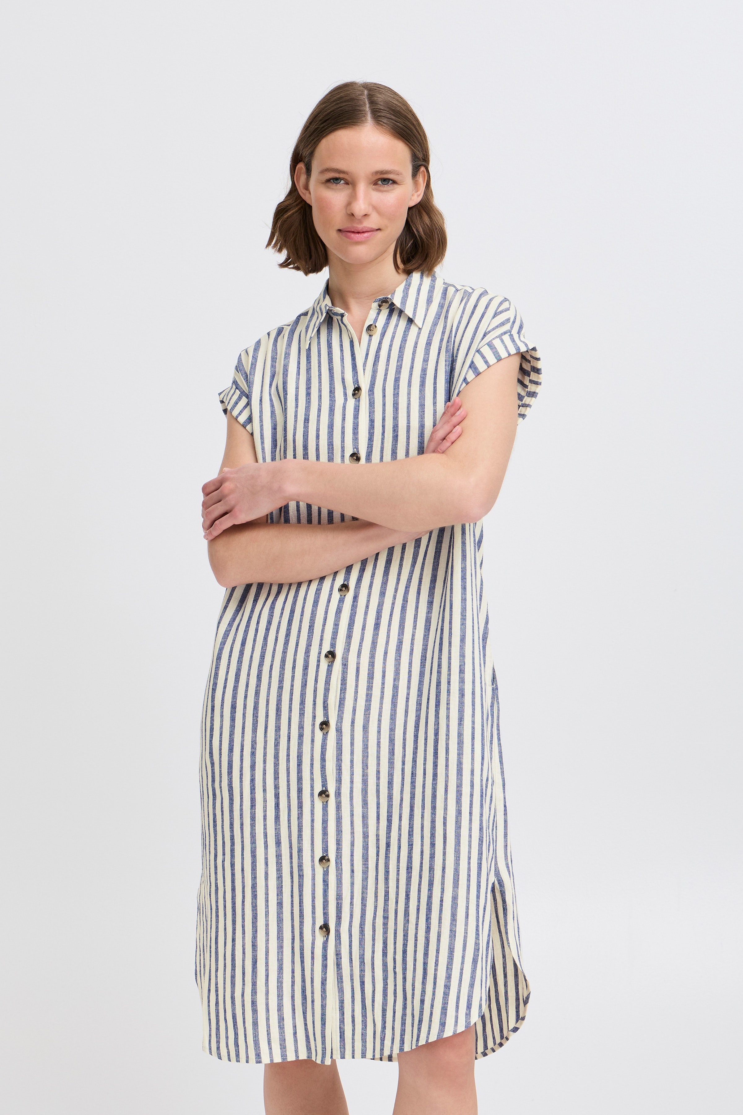 BYFALAKKA Kjole LOOKBOOK FRONT 20814553-204548