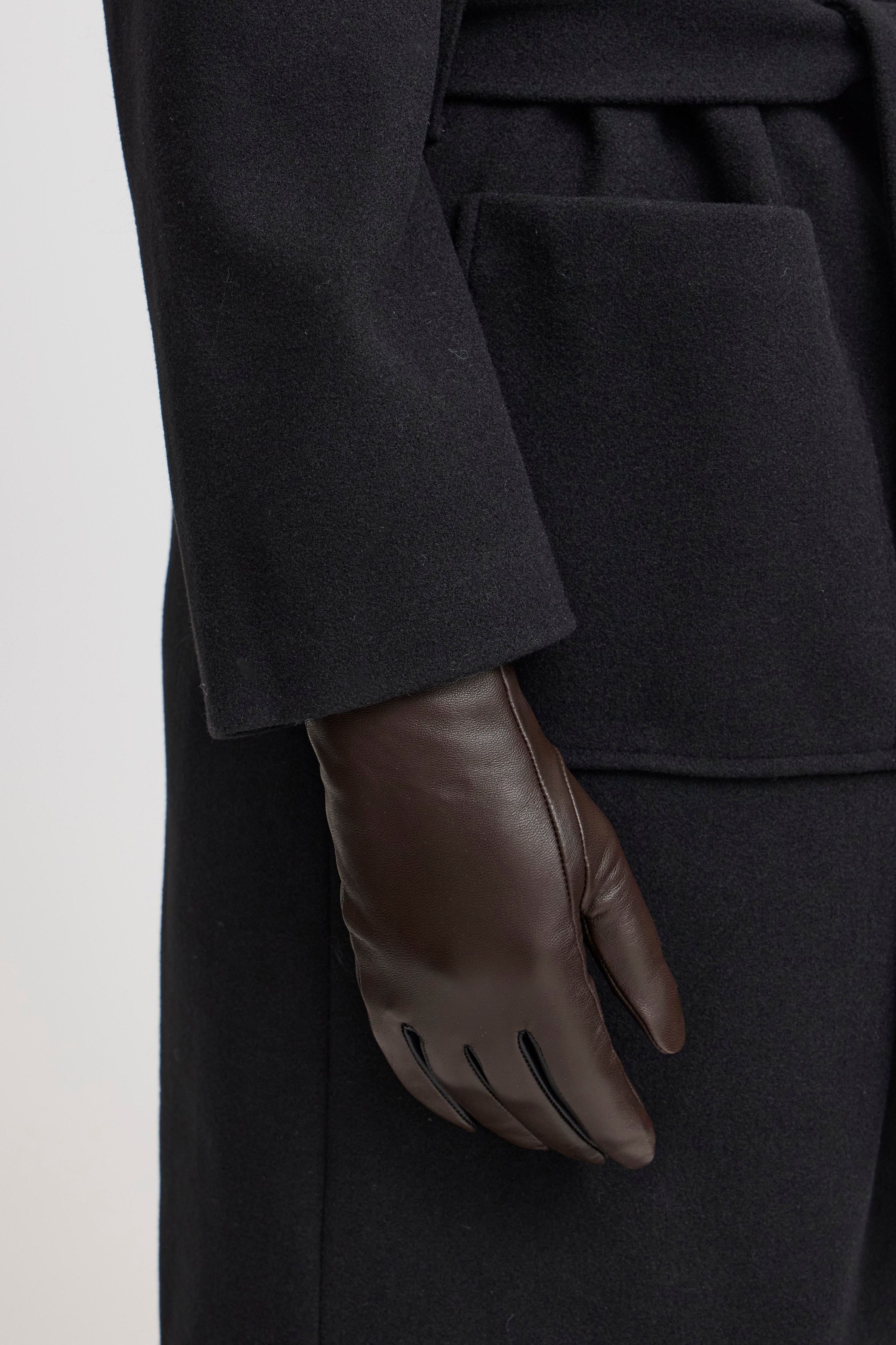 IAFIPINA Hansker LOOKBOOK DETAIL 20121711-191016