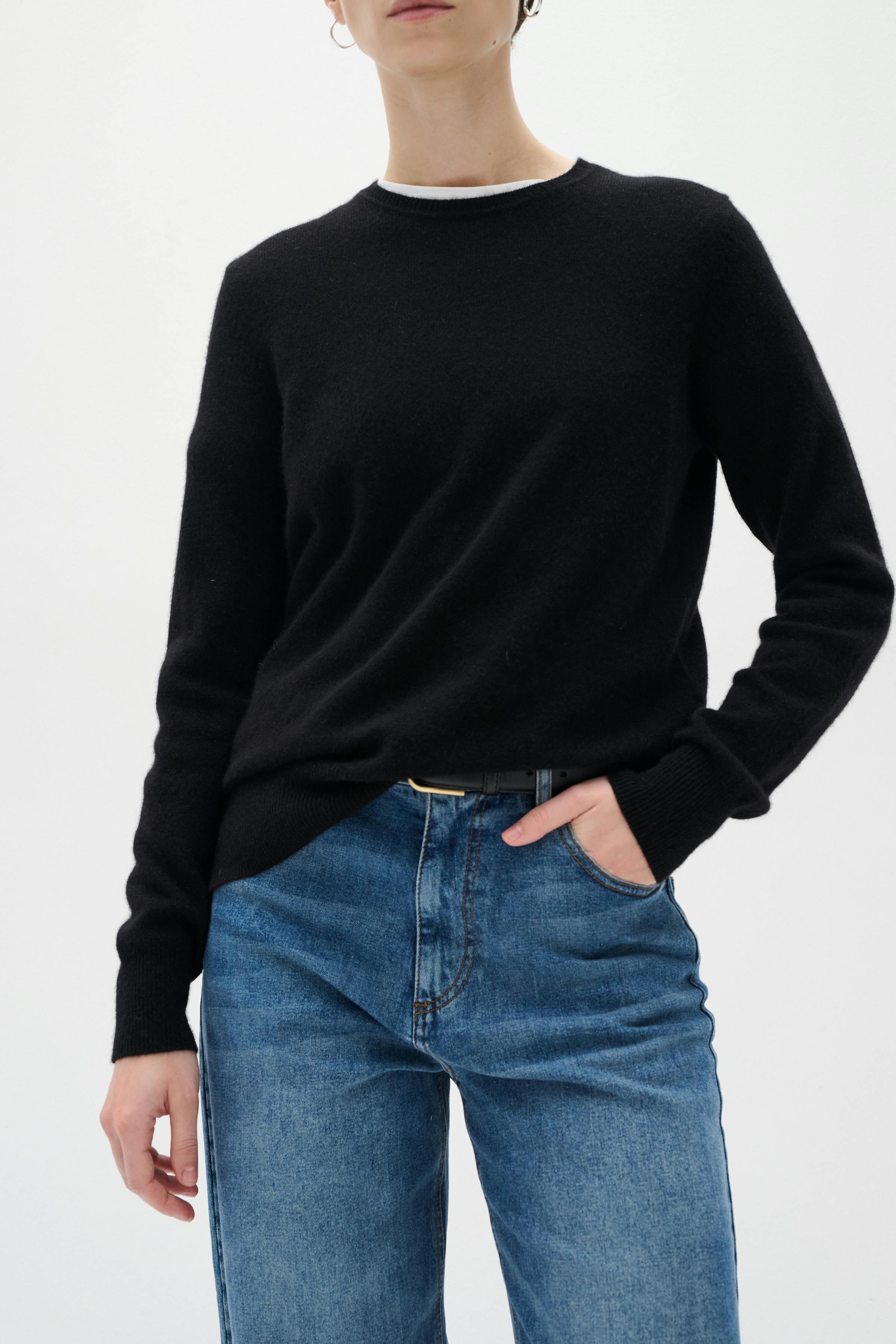 LukkaIW Crew-neck Cashmere Pullover LOOKBOOK FRONT 30107629-10050