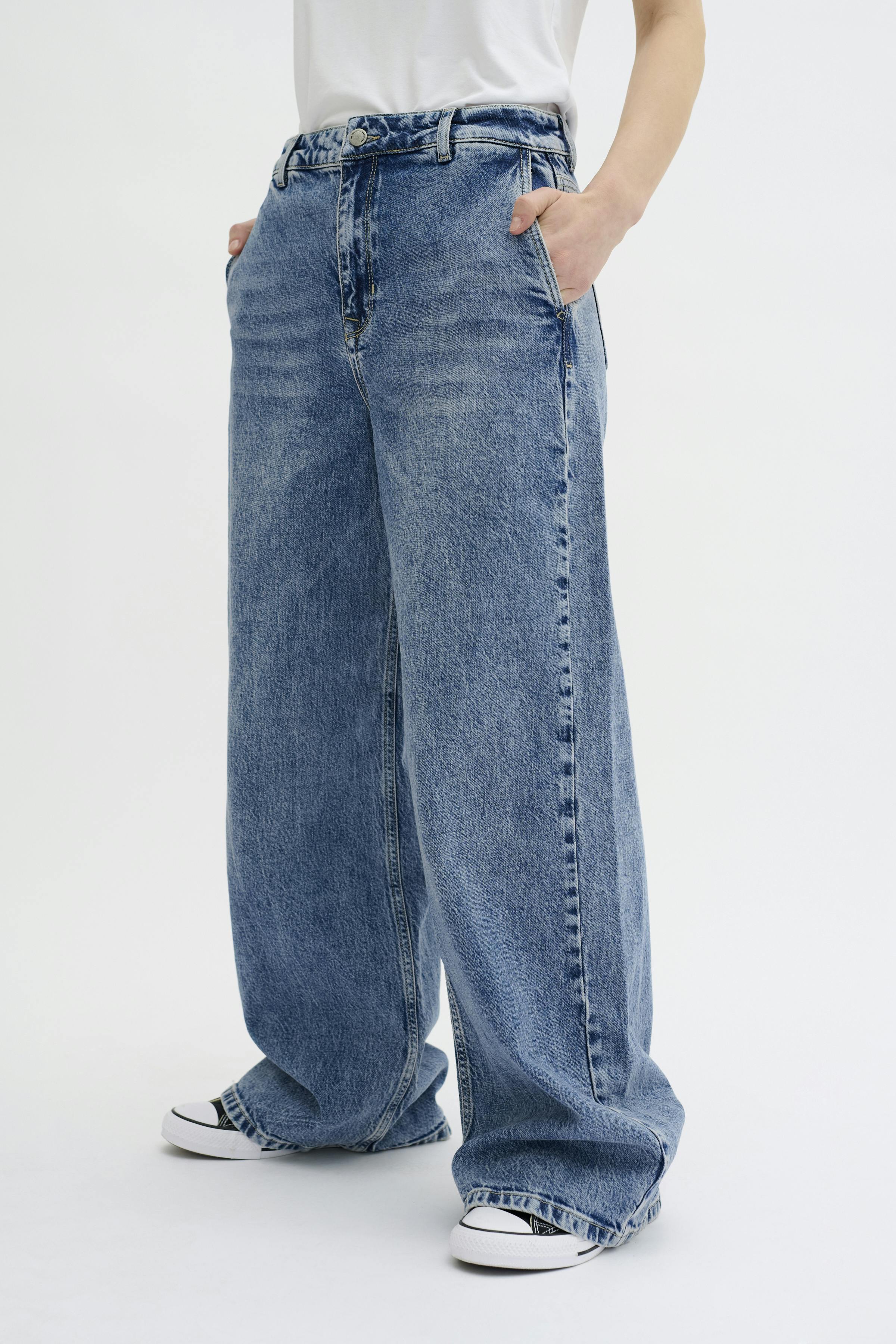 TusaMW Jeans LOOKBOOK FRONT 10704440-100053