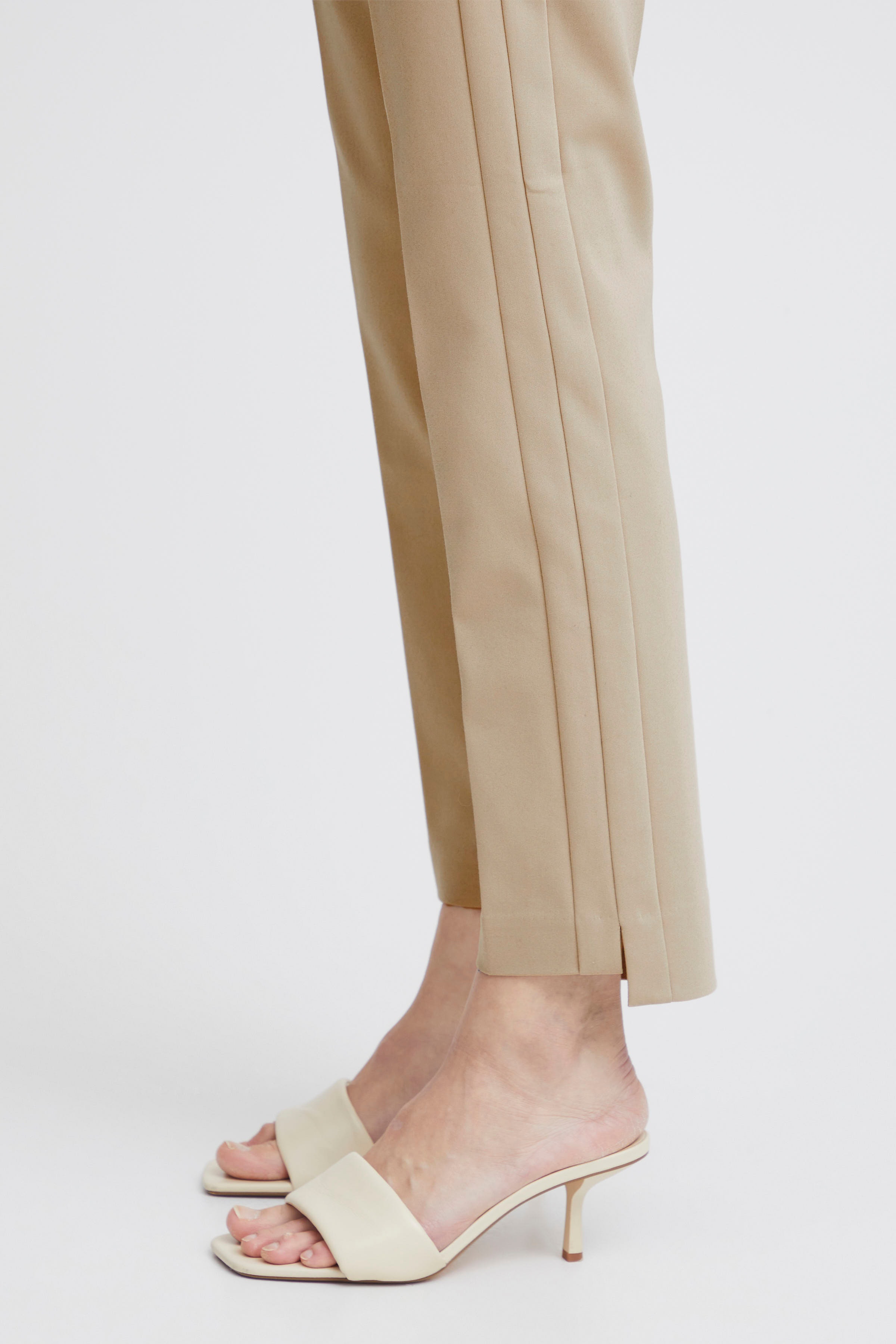 FRVITA Trousers LOOKBOOK DETAIL 20611257-171312