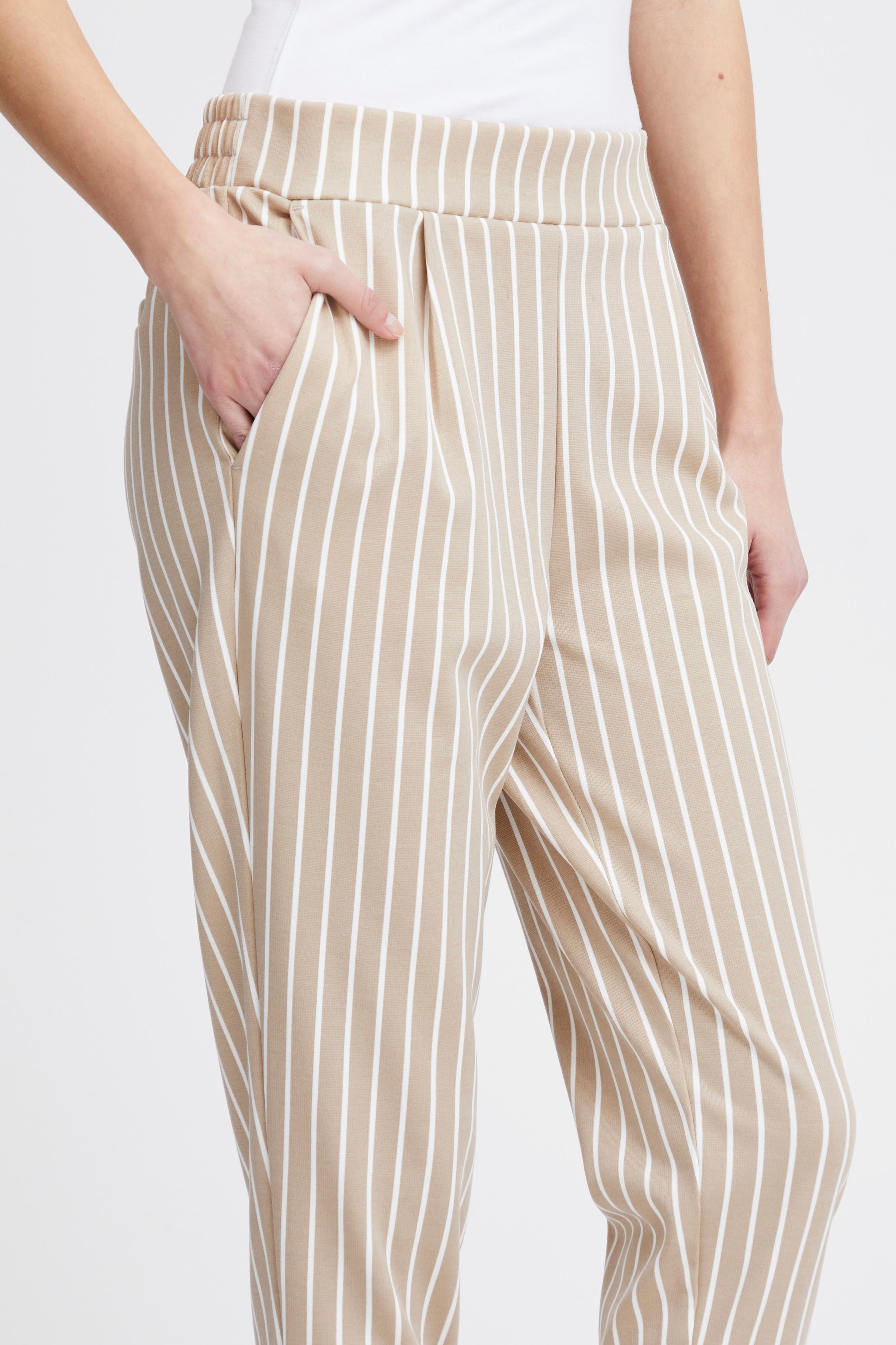 IHKATE Bukser LOOKBOOK DETAIL 20121147-203846