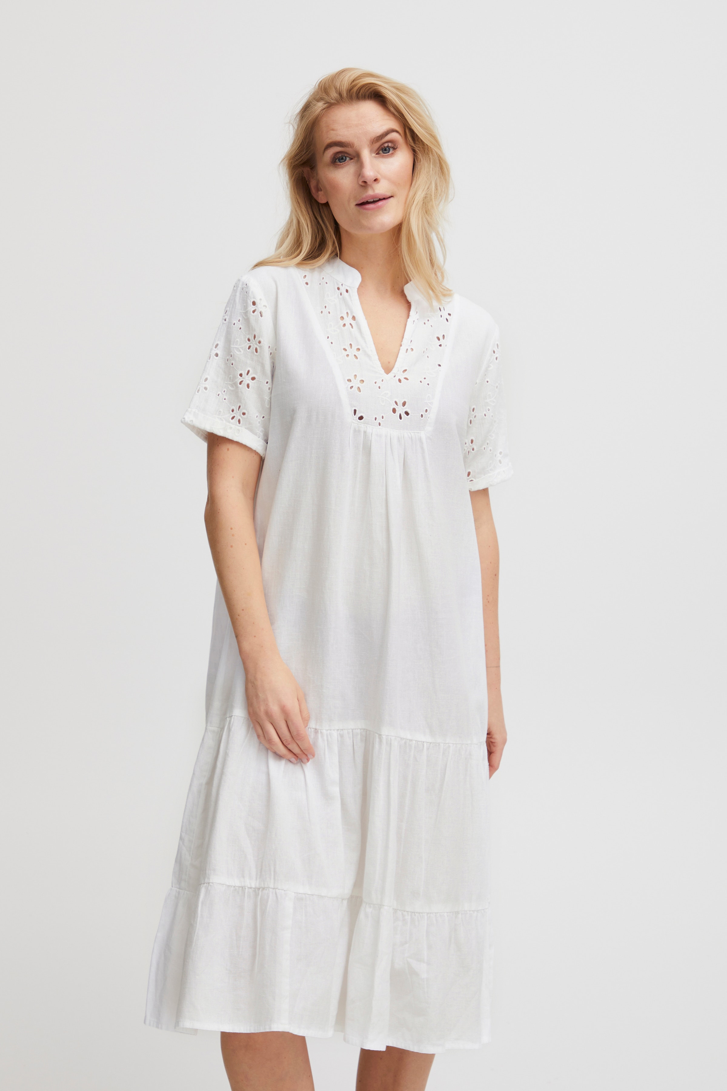 PZMETHA Kjole LOOKBOOK FRONT 50207453-110601