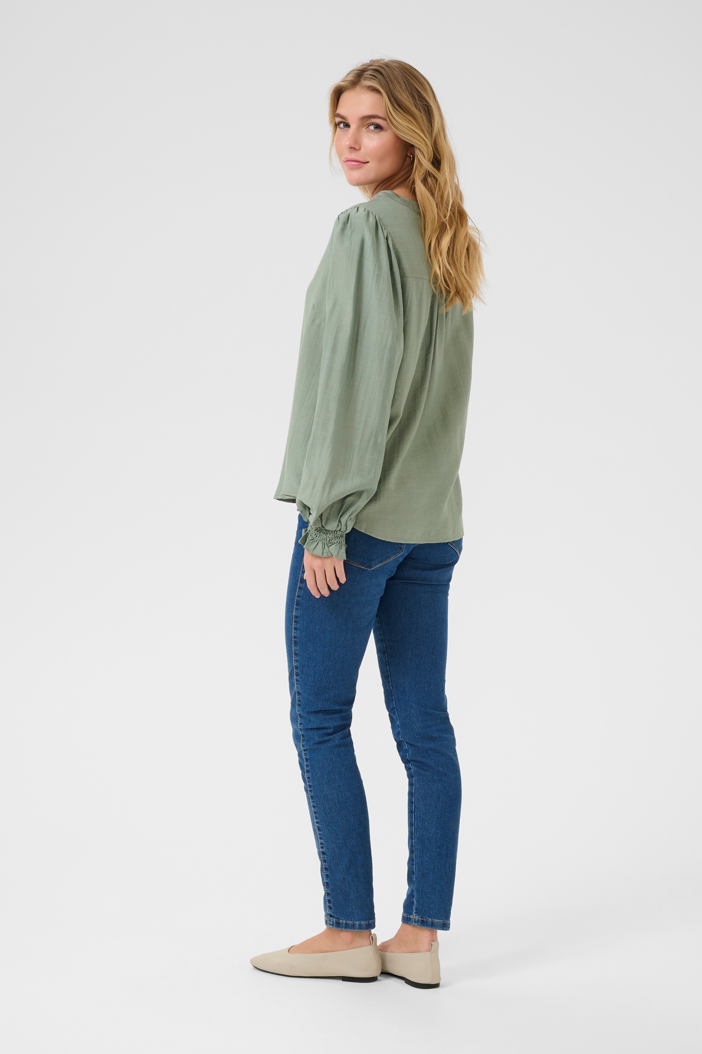 KAmariana Bluse LOOKBOOK BACK 10510411-170115
