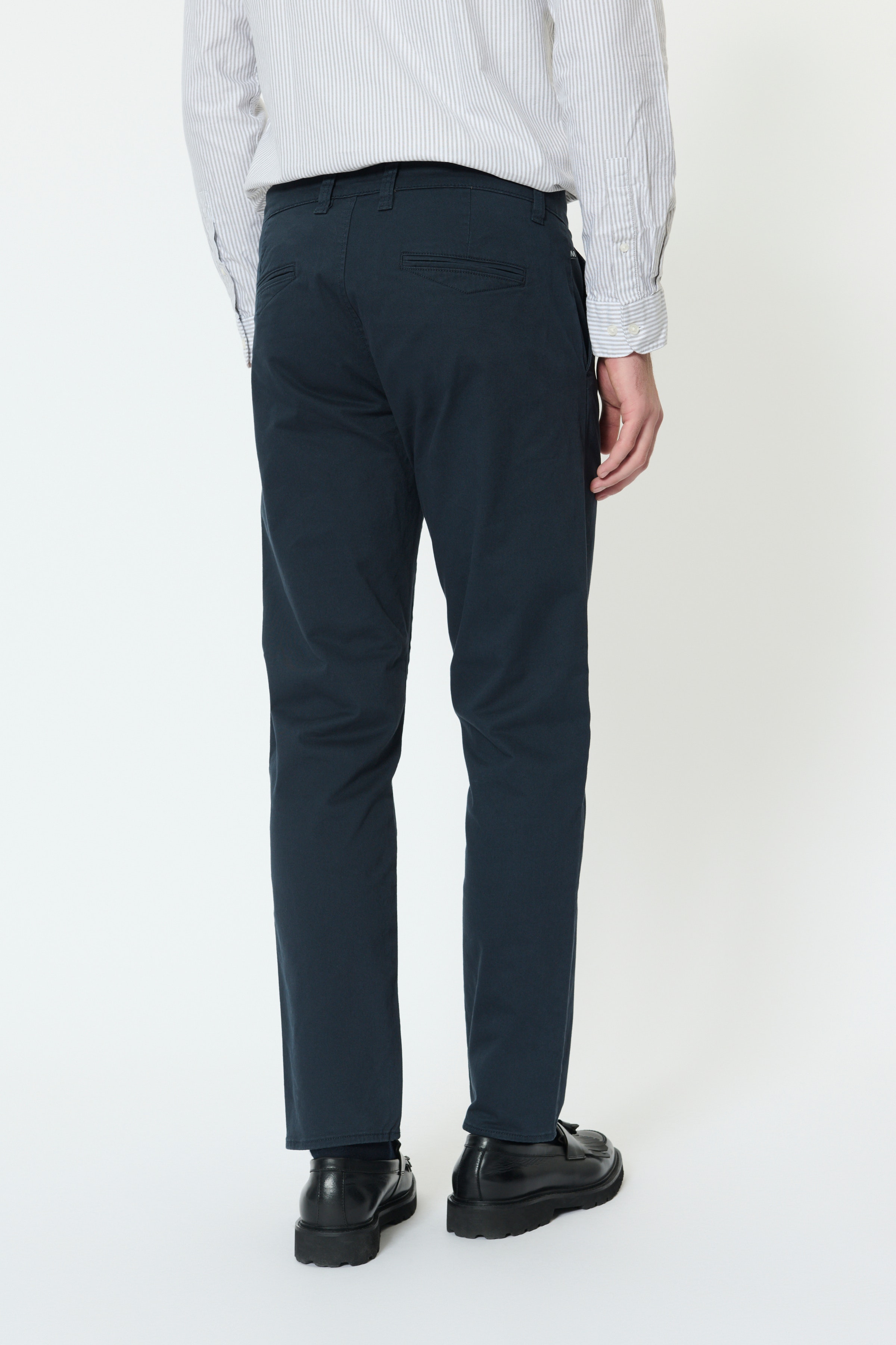 MABrent Trousers LOOKBOOK BACK 30207455-194011