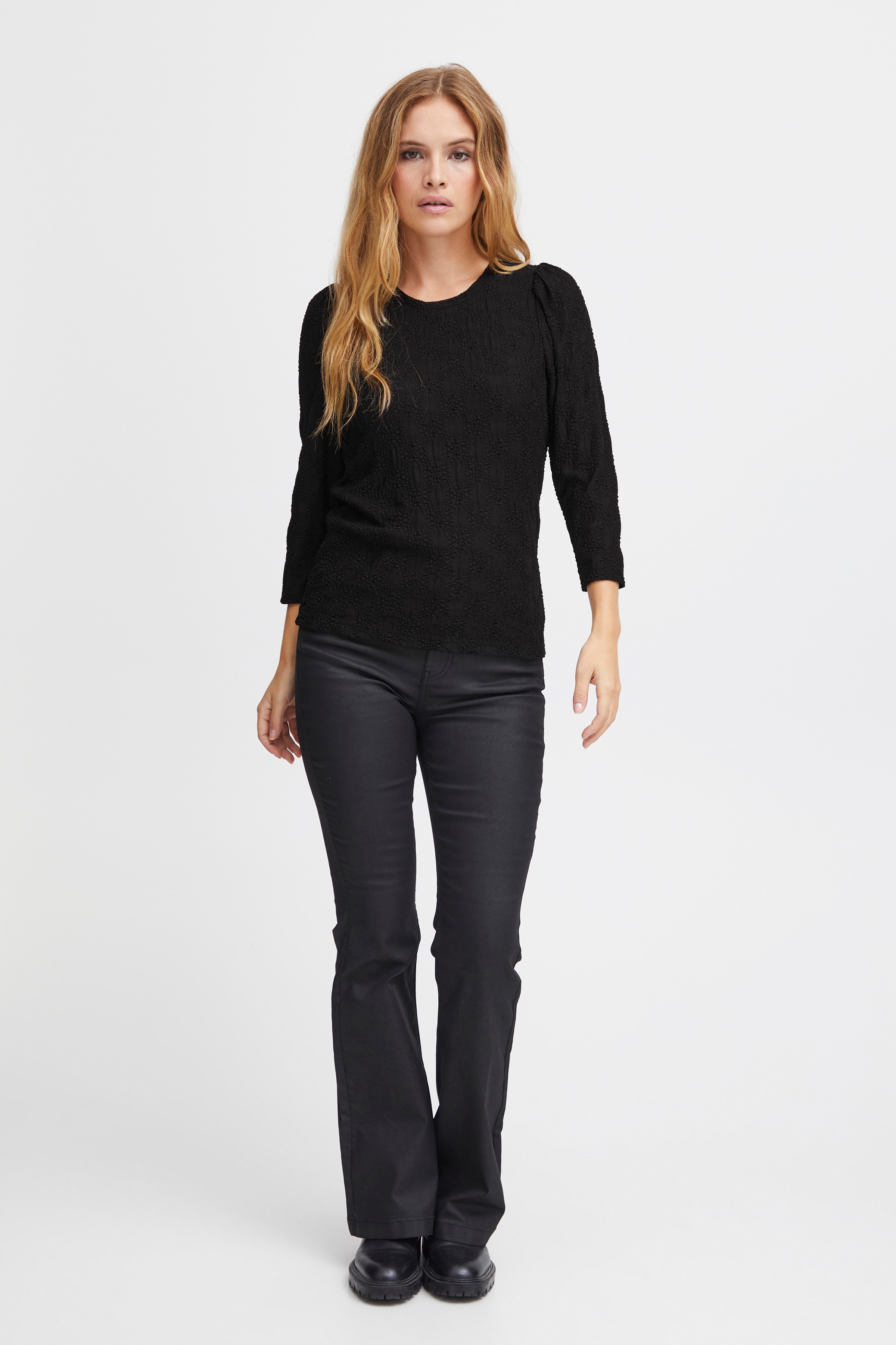 PZDELIA T-shirt LOOKBOOK FRONT 50207808-193911