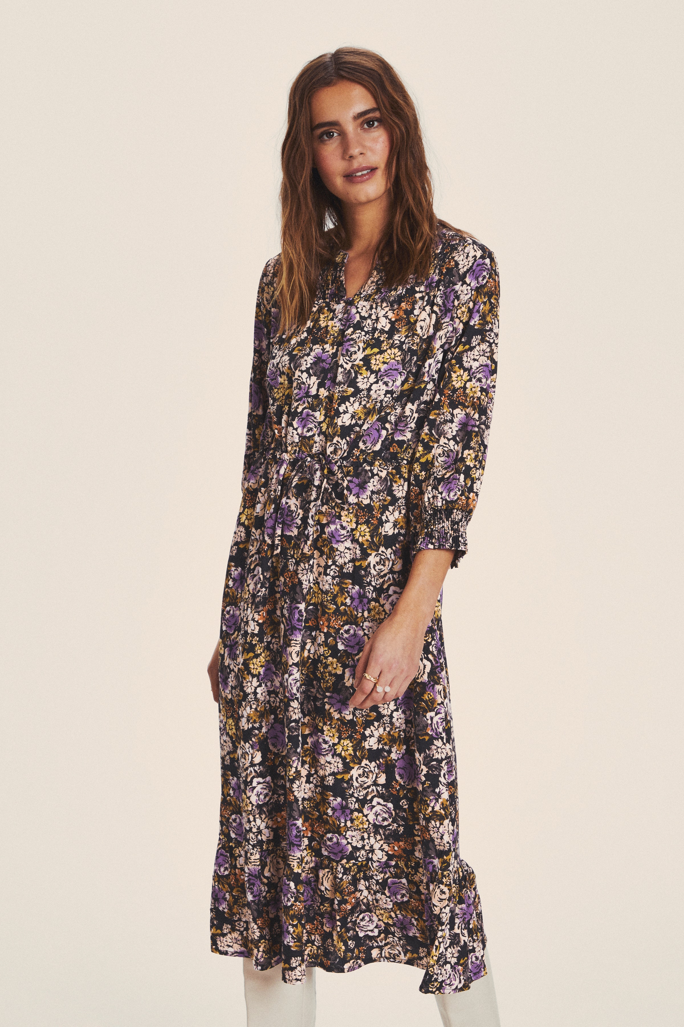 Klänning LOOKBOOK FRONT 10608227-101435
