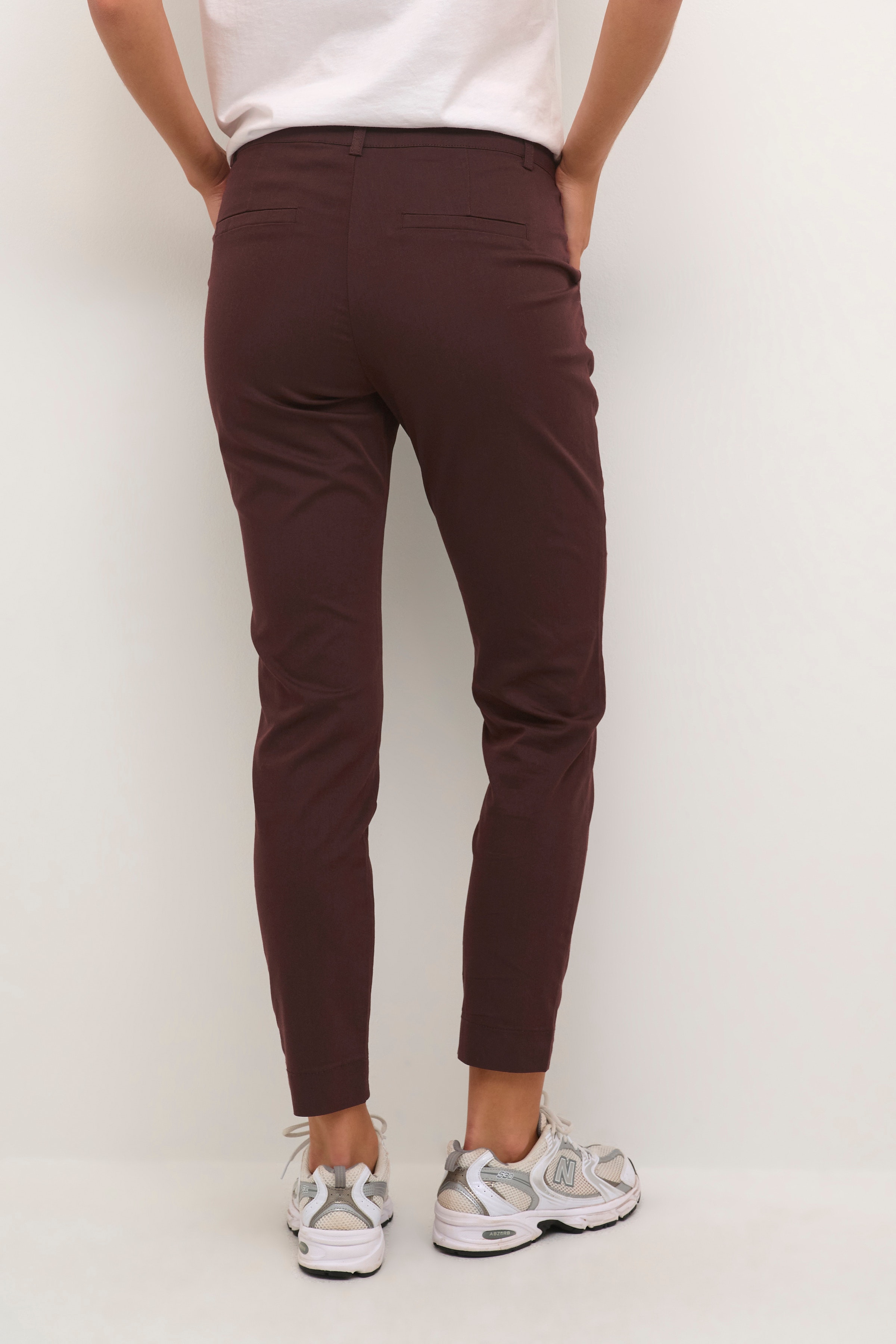 KAlea Bukser LOOKBOOK BACK 10505191-191016
